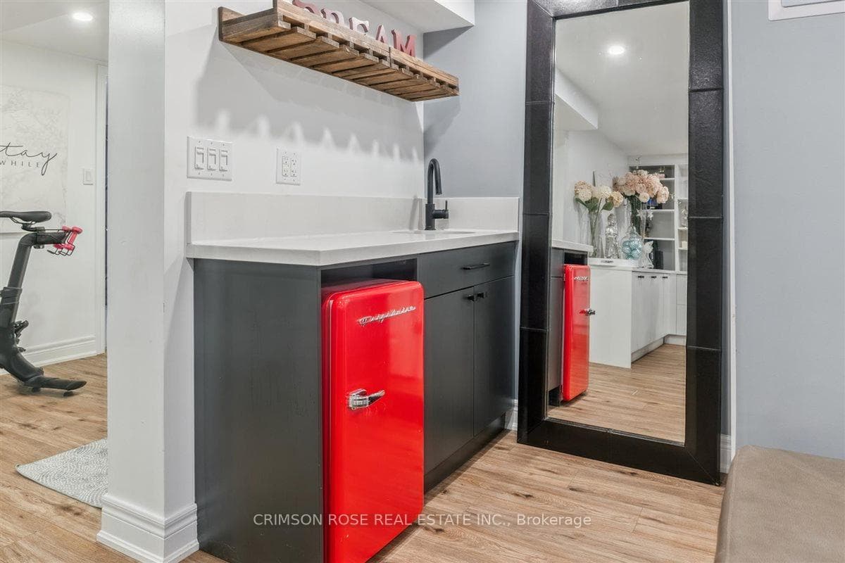 89 Holyrood Avenue - Detached photo 29 of 34 in Oakville, Ontario