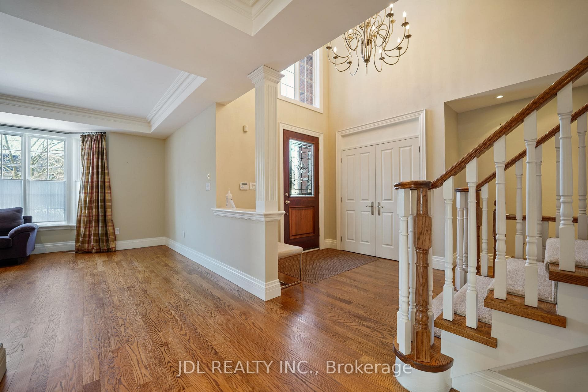 1283 Lindburgh Court - Detached photo 5 of 49 in Mississauga, Ontario