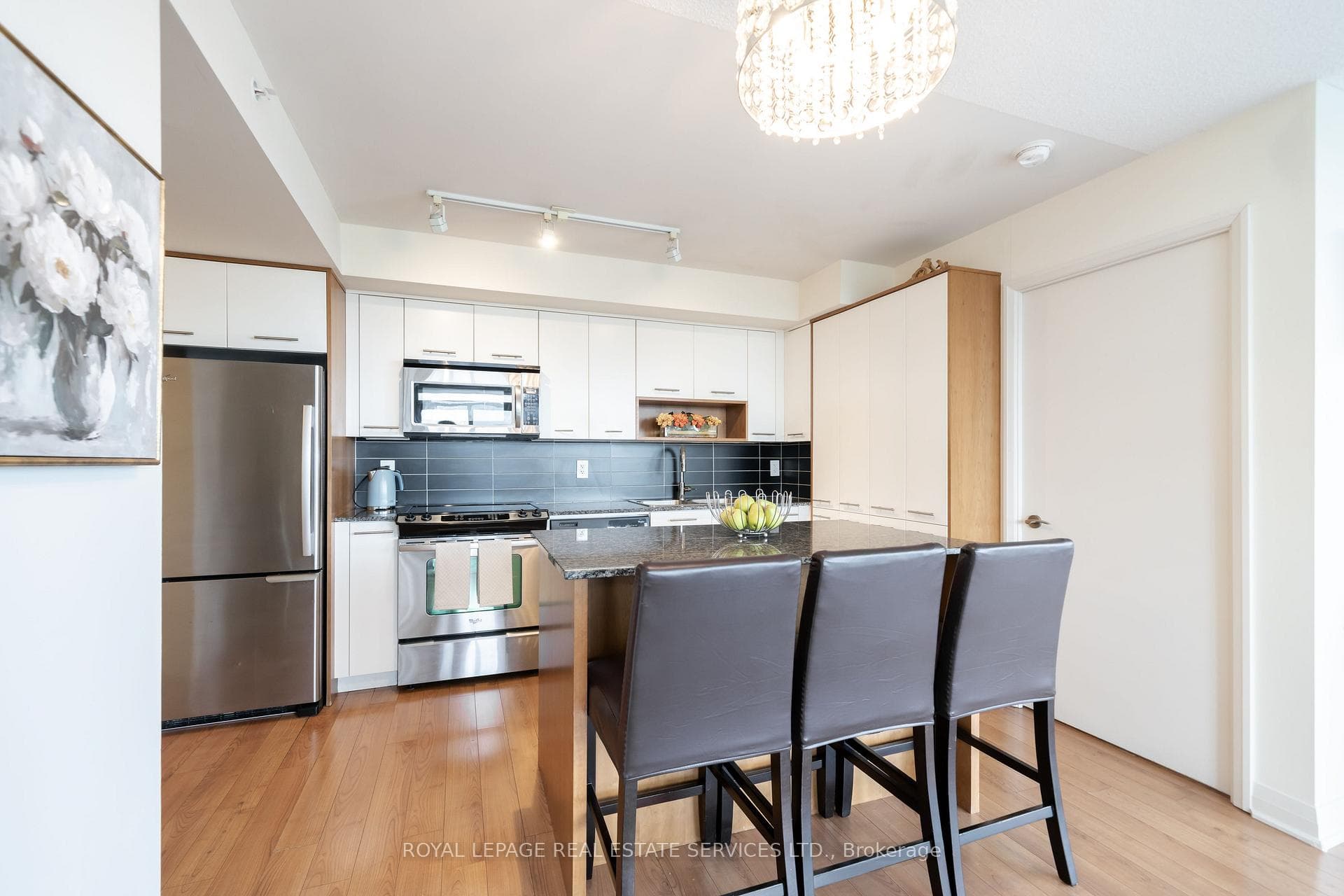 1 Valhalla Inn Road Unit 607 - Condo photo 2 of 47 in Etobicoke (Islington / Rexdale), Ontario