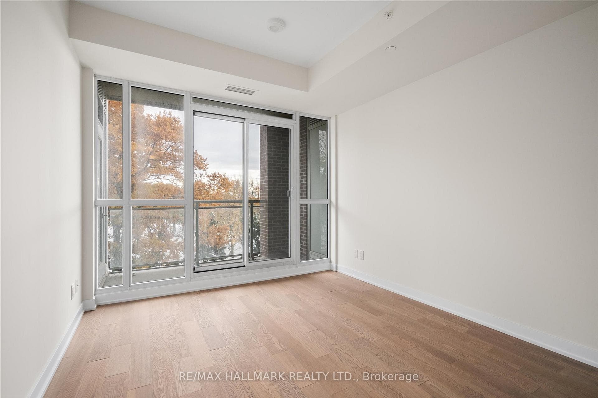 1350 Kingston Road Unit 409 - Condo photo 22 of 34 in Birch Cliff / Cliffside, Ontario