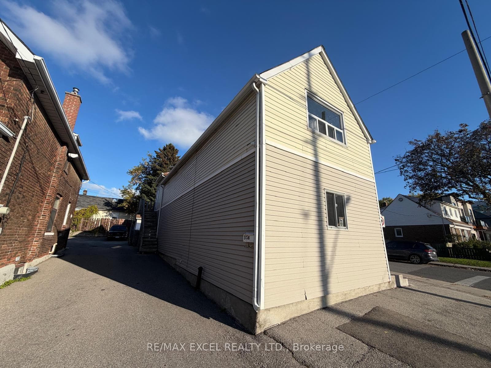 515 Warden Avenue Unit #Upper - Detached photo 4 of 11 in Birch Cliff / Cliffside, Ontario