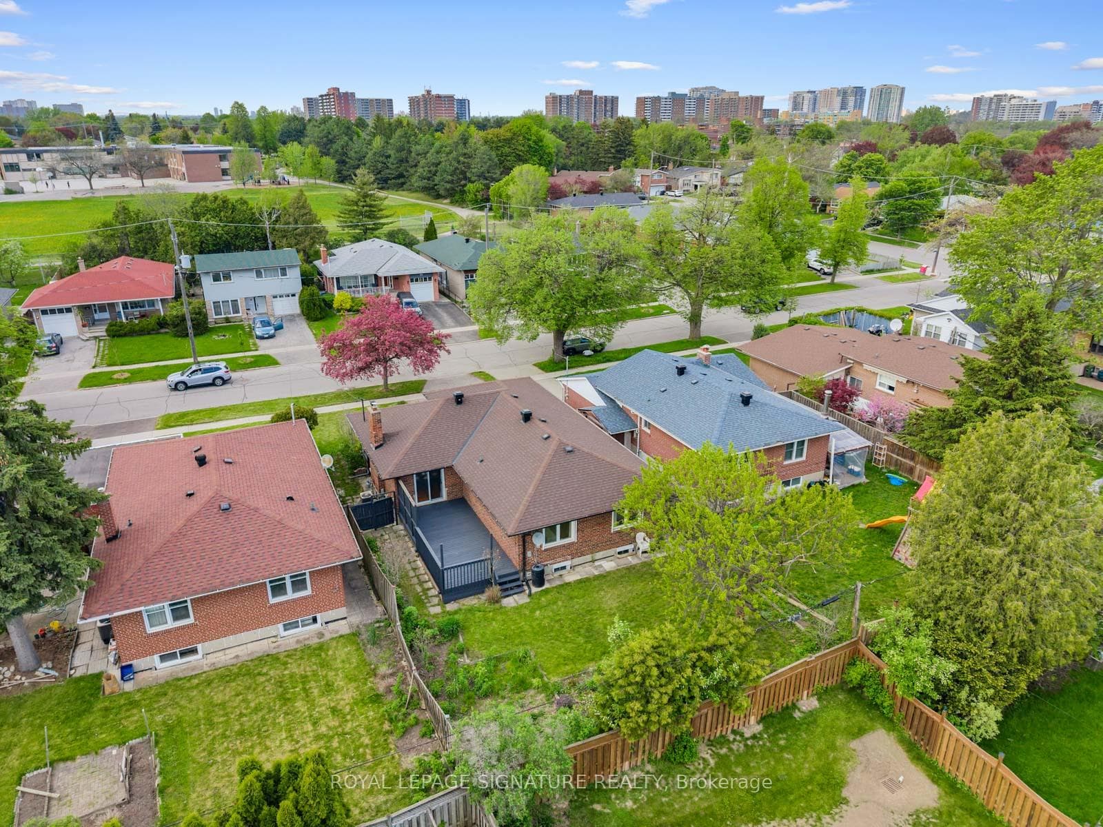 31 Birchard Street - Detached photo 43 of 48 in Scarborough Village / Eglinton East, Ontario