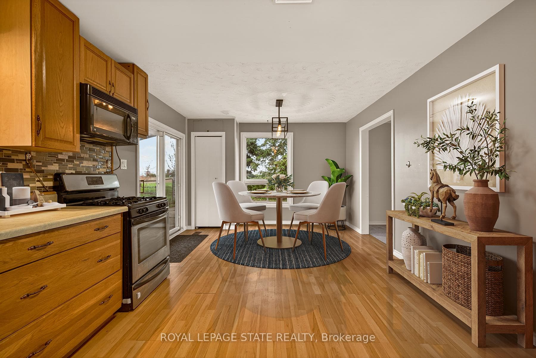 564 Trinity Church Road - Detached photo 9 of 27 in Hamilton, Ontario