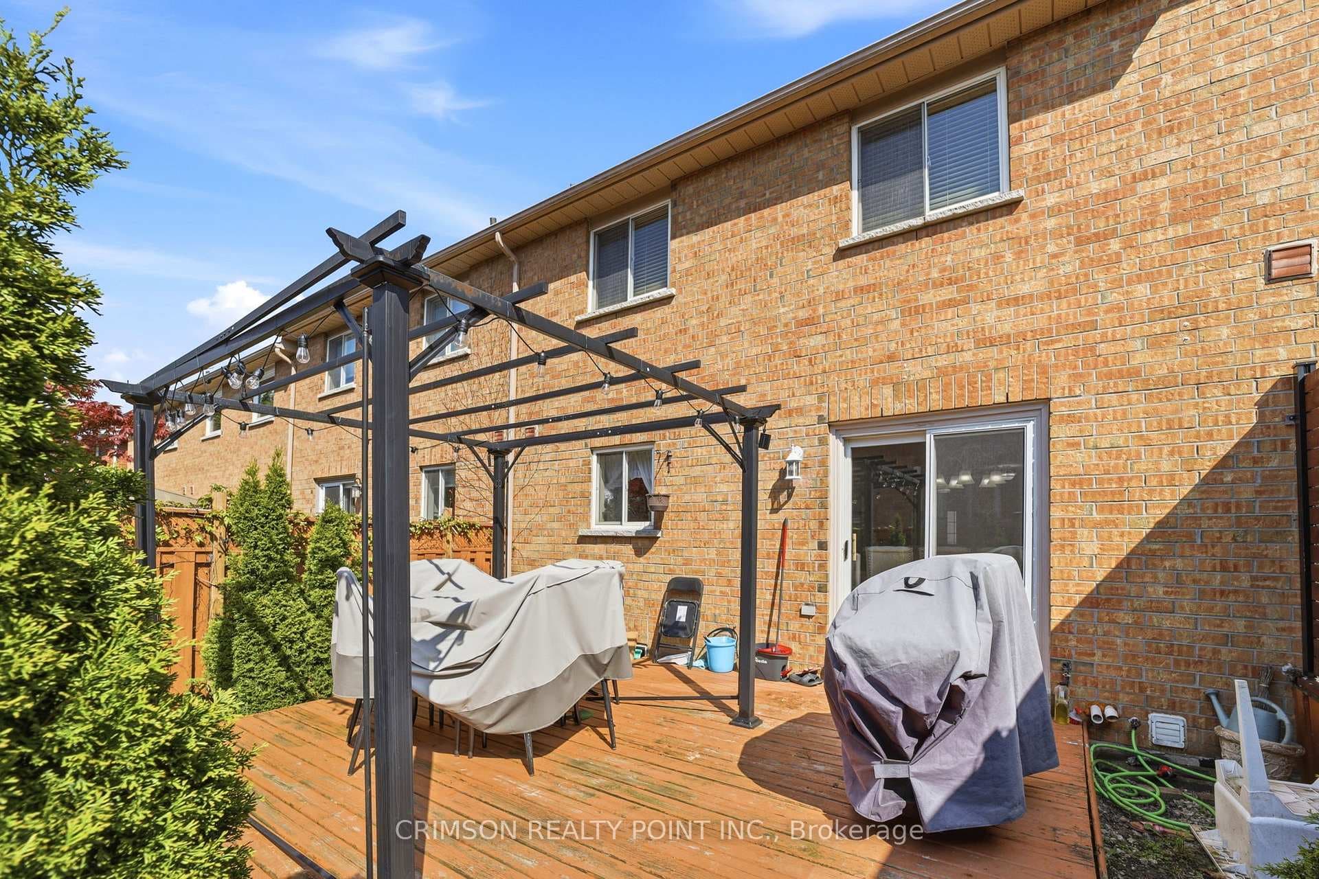 42 Dawson Crescent - Townhouse photo 33 of 37 in Milton, Ontario