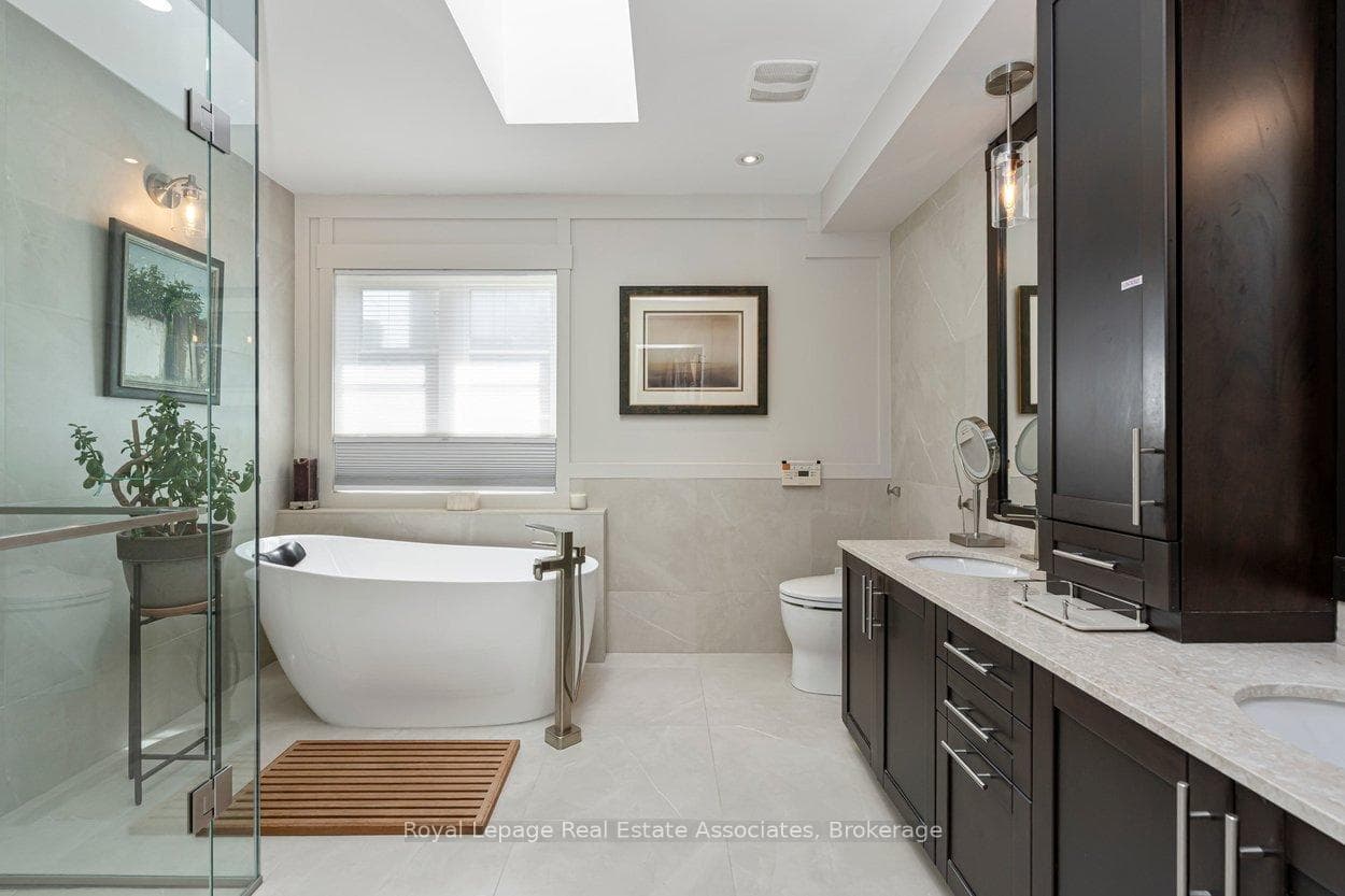 4135 Shipp Drive Unit 20 - Condo photo 31 of 50 in Mississauga, Ontario