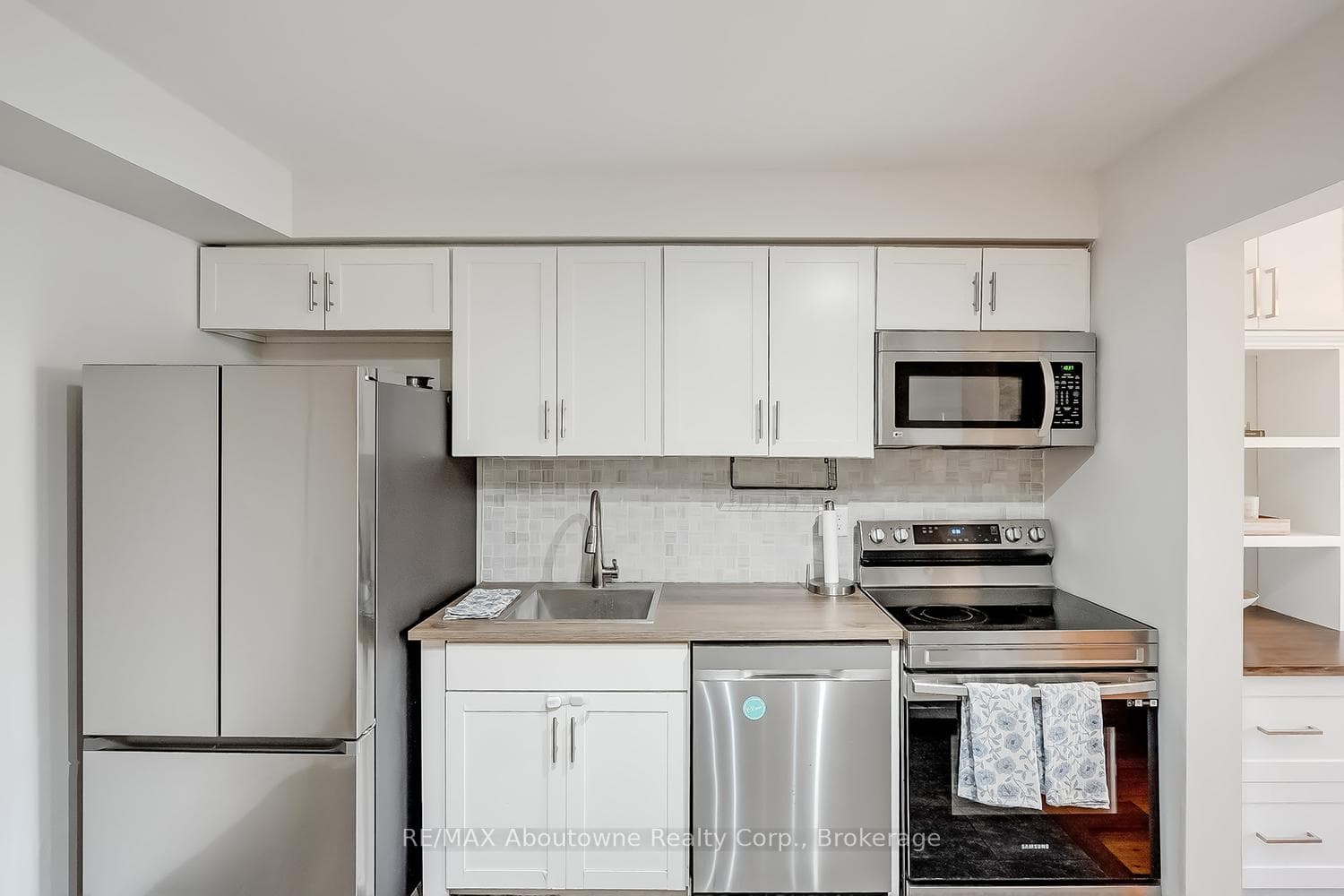 2470 Headon Forest Drive Unit 41 - Condo photo 9 of 42 in Burlington, Ontario