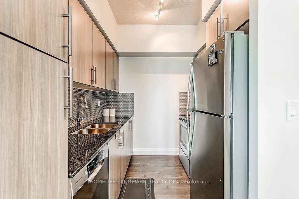55 Speers Road Unit 205 - Condo photo 14 of 34 in Oakville, Ontario