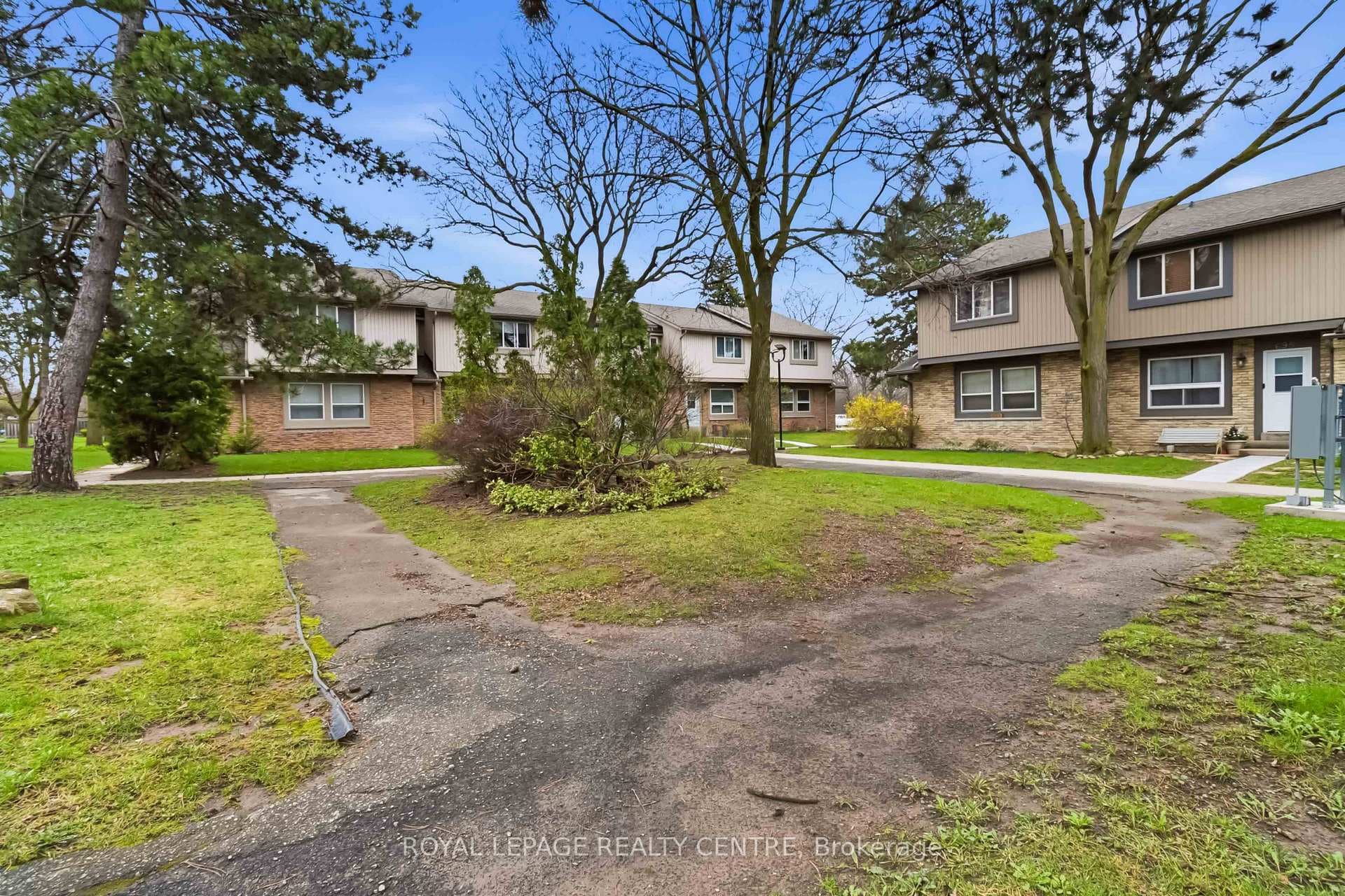 683 Woodward Avenue - Condo for sale in Scott, Ontario