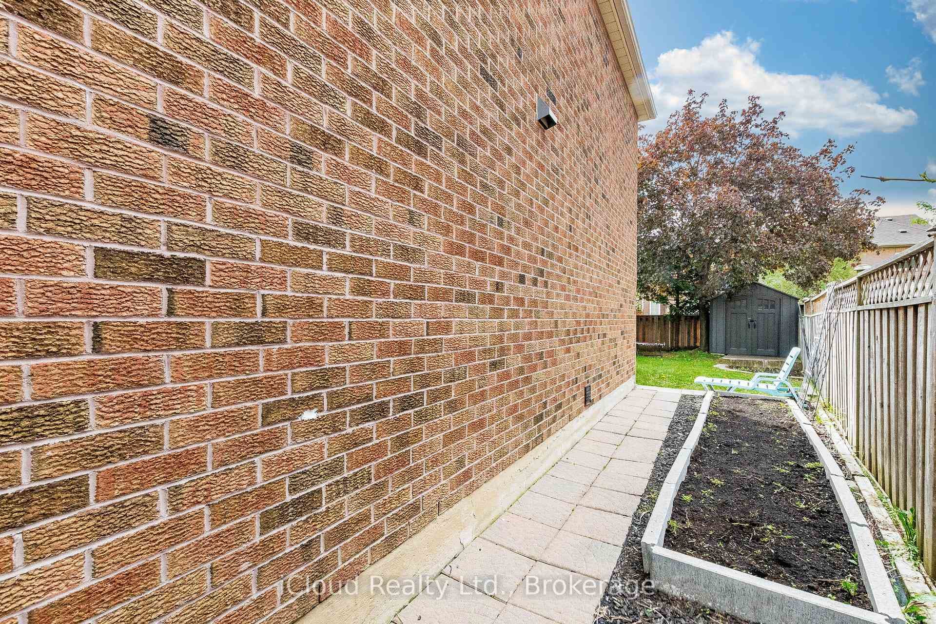 52 Buttercup Lane - Detached photo 39 of 41 in Brampton, Ontario