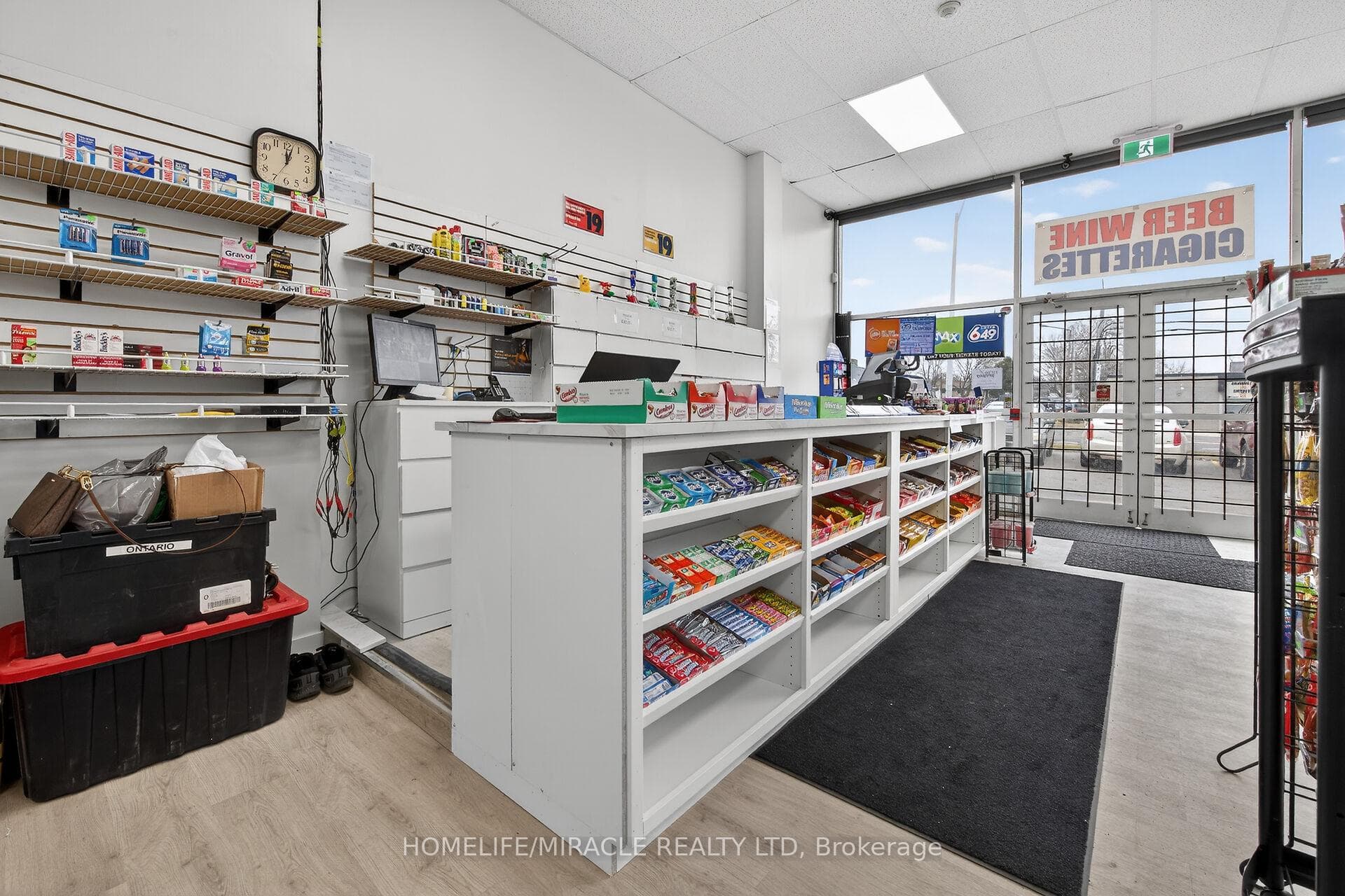 1051 Upper James Street - Commercial photo 10 of 17 in Hamilton, Ontario