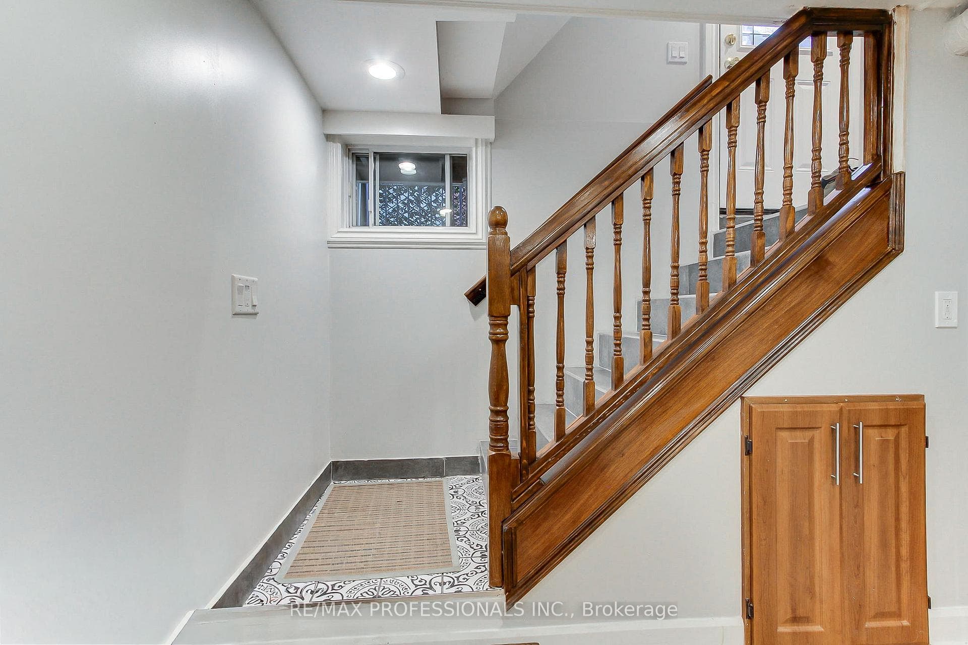 40 Cowley Avenue - Detached photo 23 of 40 in Etobicoke (Islington / Rexdale), Ontario