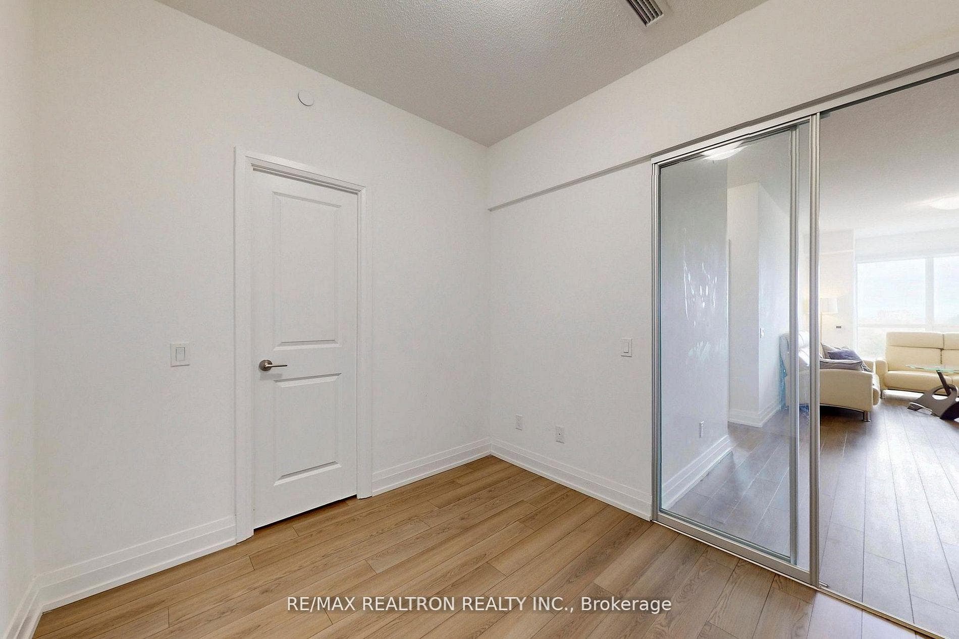 3121 Sheppard Avenue Unit #710 - Condo photo 23 of 39 in Scarborough Village / Eglinton East, Ontario