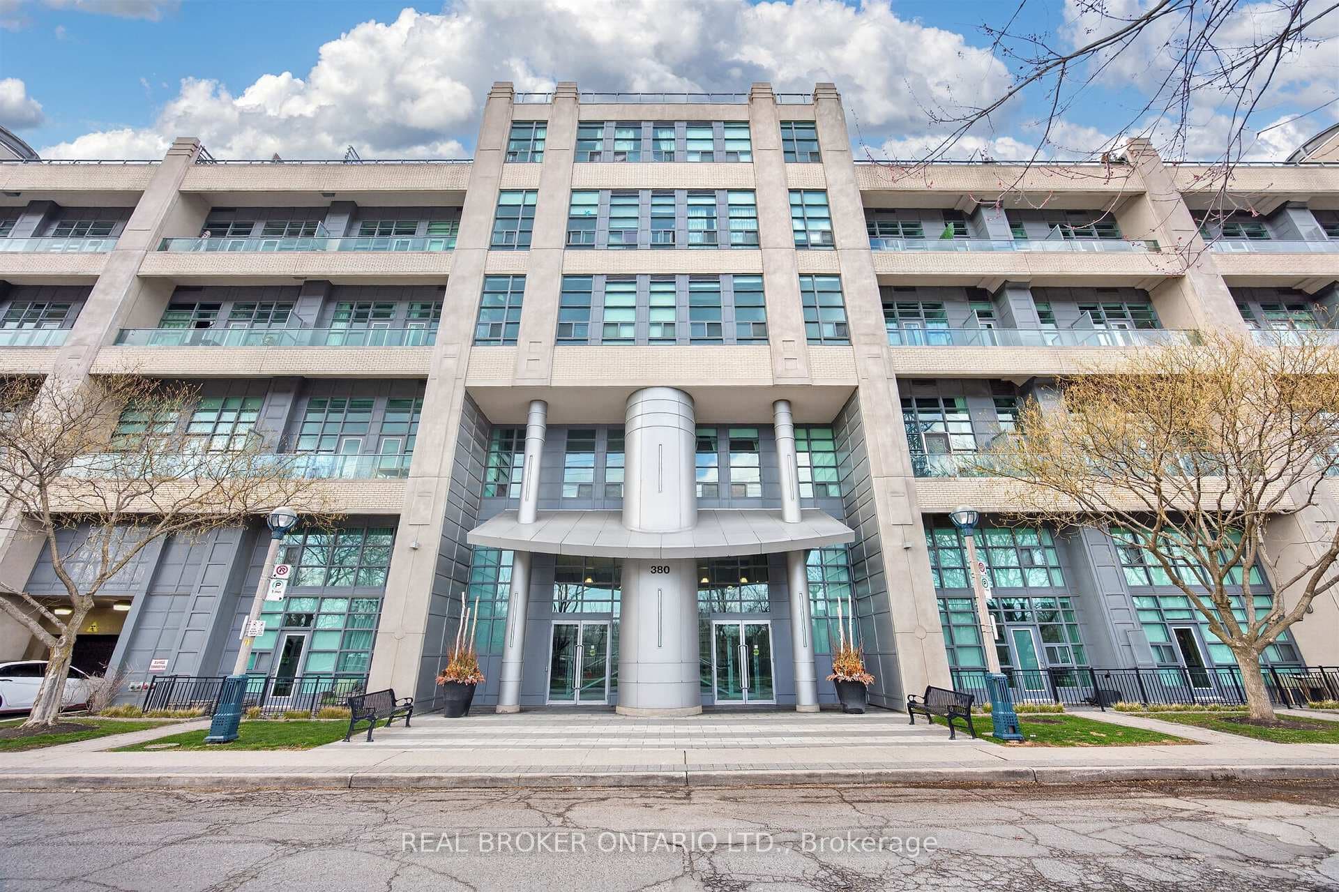 380 Macpherson Avenue Unit 209 - Condo photo 47 of 49 in Annex / Yorkville / Summerhill, Ontario