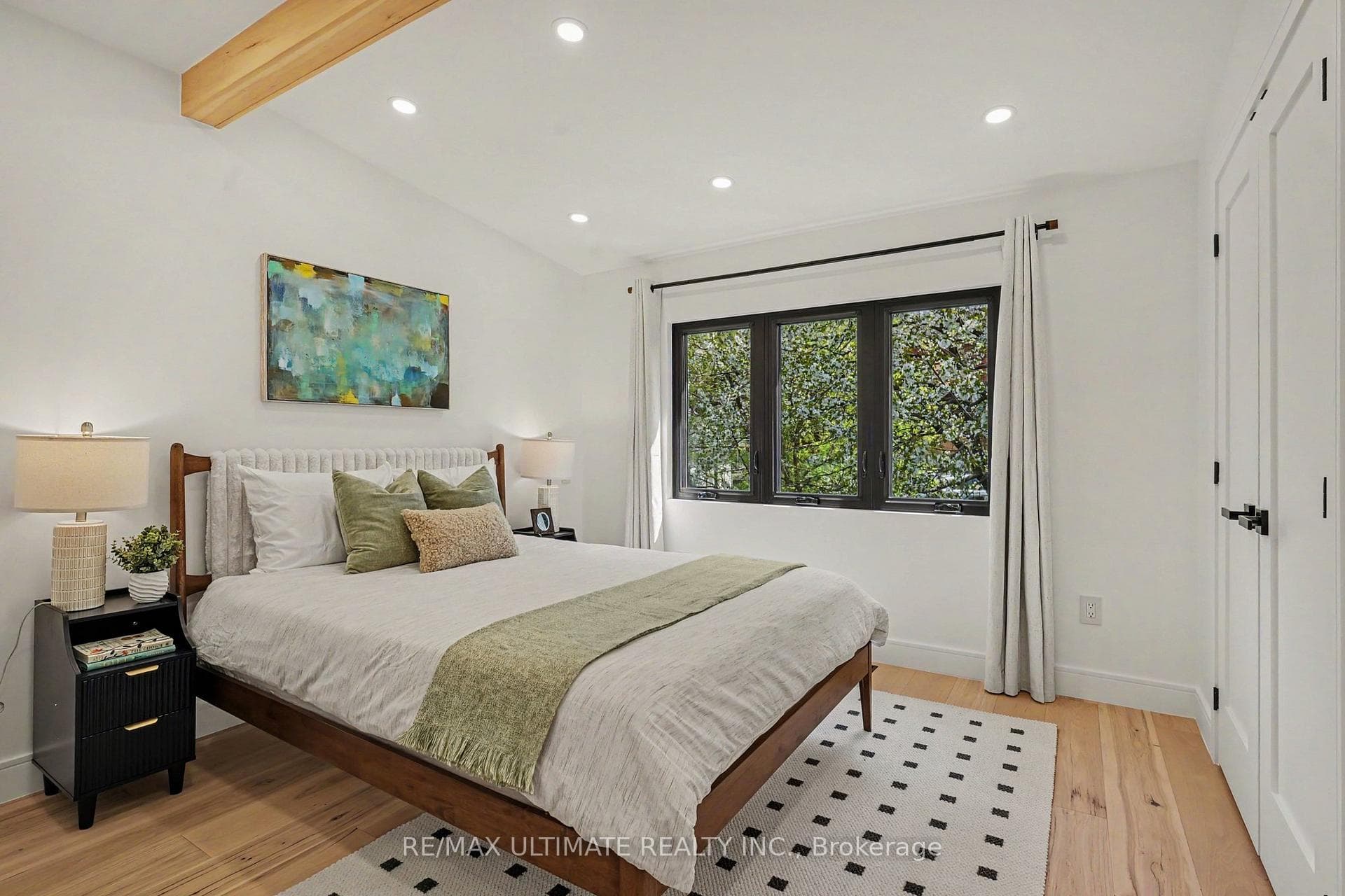 89 Alberta Avenue - Semi-Detached photo 27 of 49 in Annex / Yorkville / Summerhill, Ontario