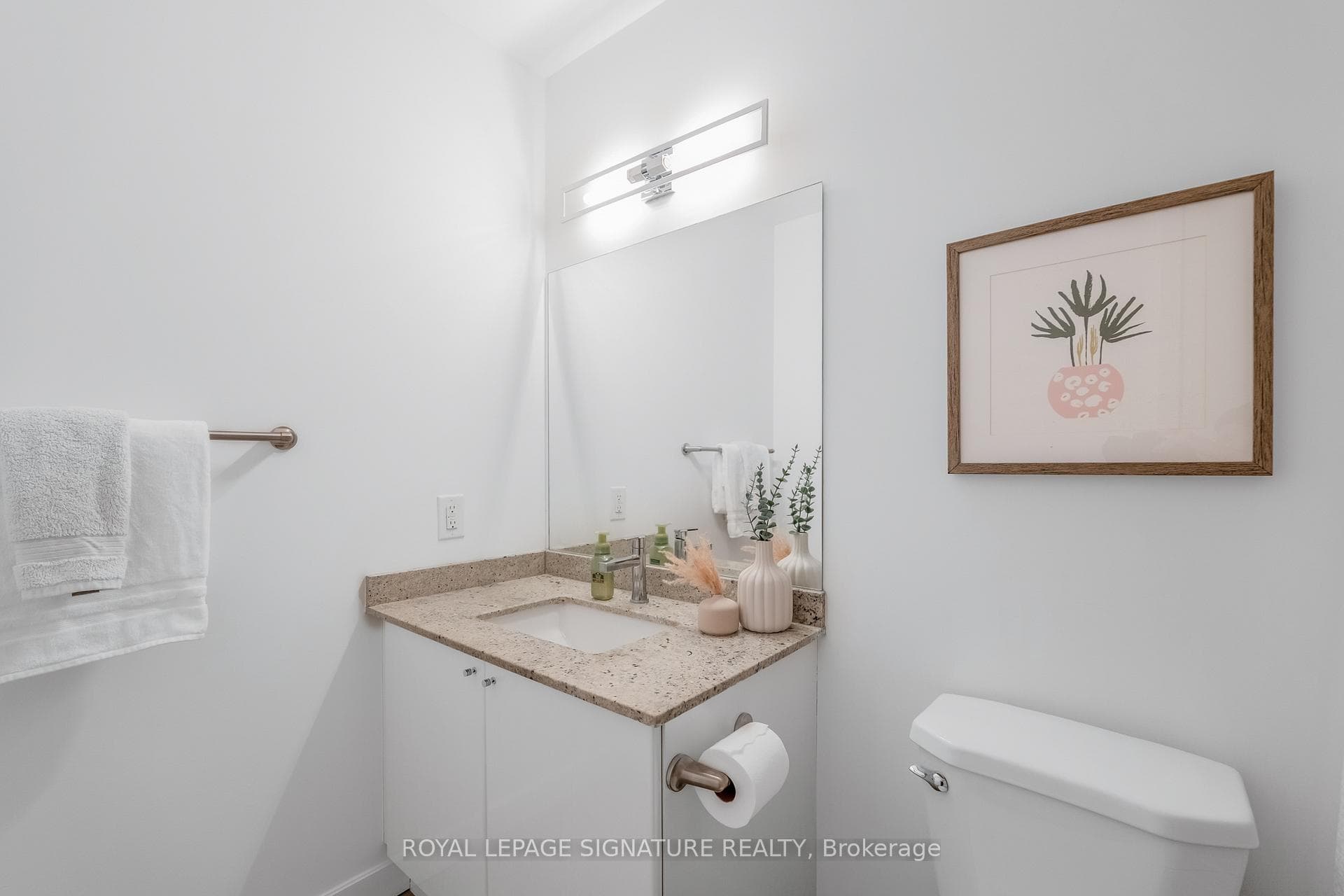 18 Harbour Street Unit 1801 - Condo photo 22 of 35 in Downtown Toronto / Waterfront, Ontario