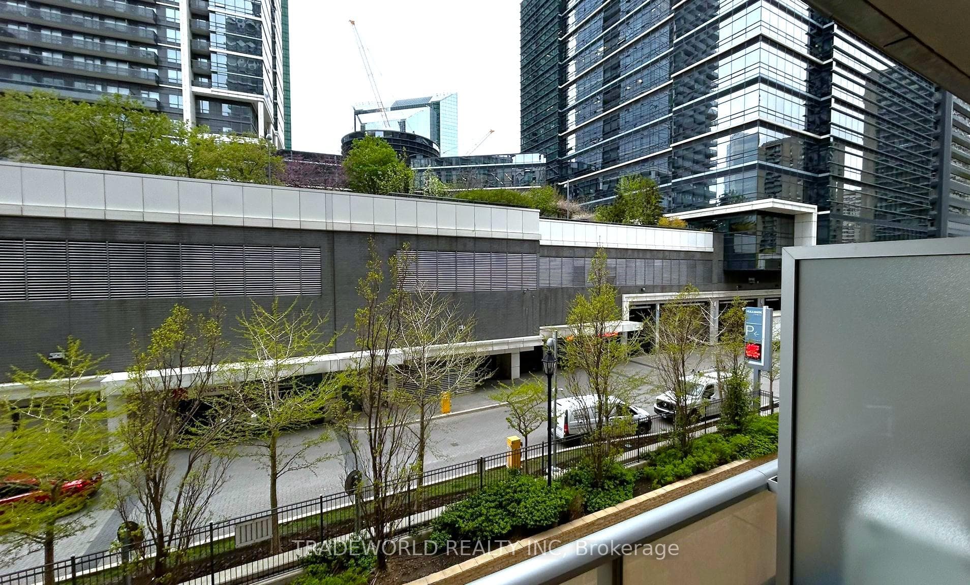 23 Sheppard Avenue Unit 301 - Condo photo 17 of 27 in Willowdale / Newtonbrook, Ontario