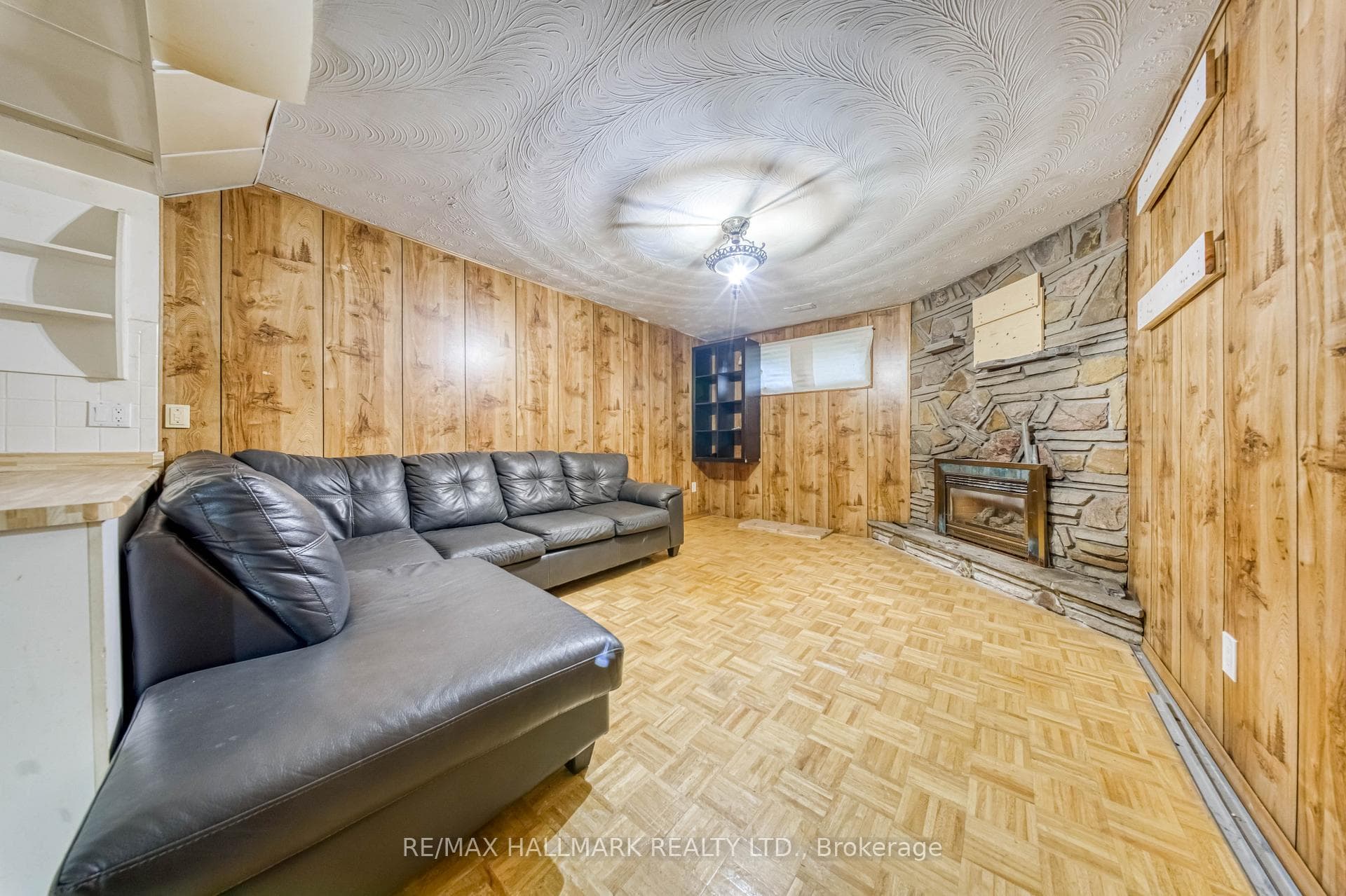54 Sawley Drive - Detached photo 4 of 13 in Hillcrest Village / Bayview Village, Ontario