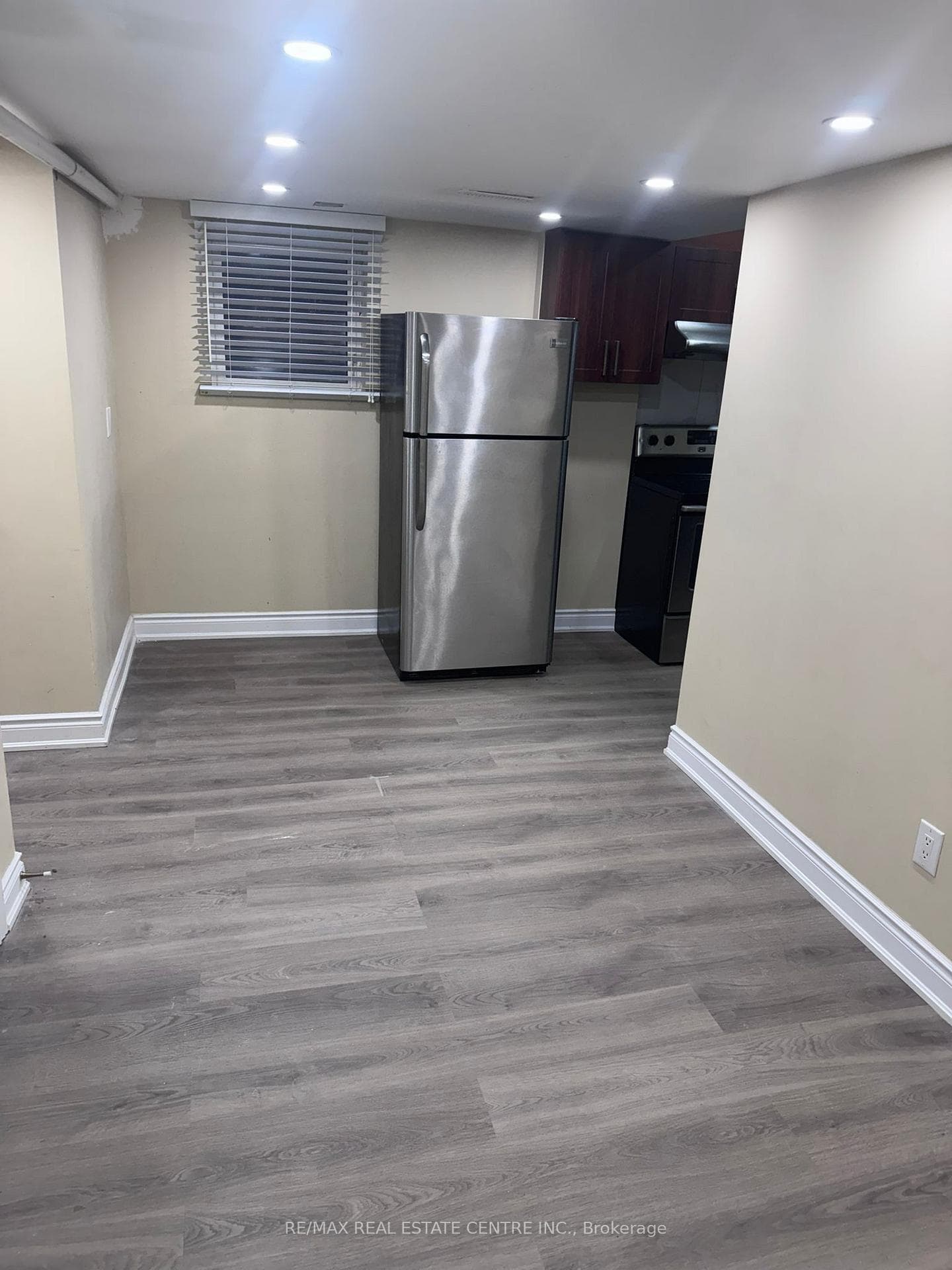 140 Cadillac Crescent Unit Basement - Semi-Detached photo 14 of 15 in Brampton, Ontario
