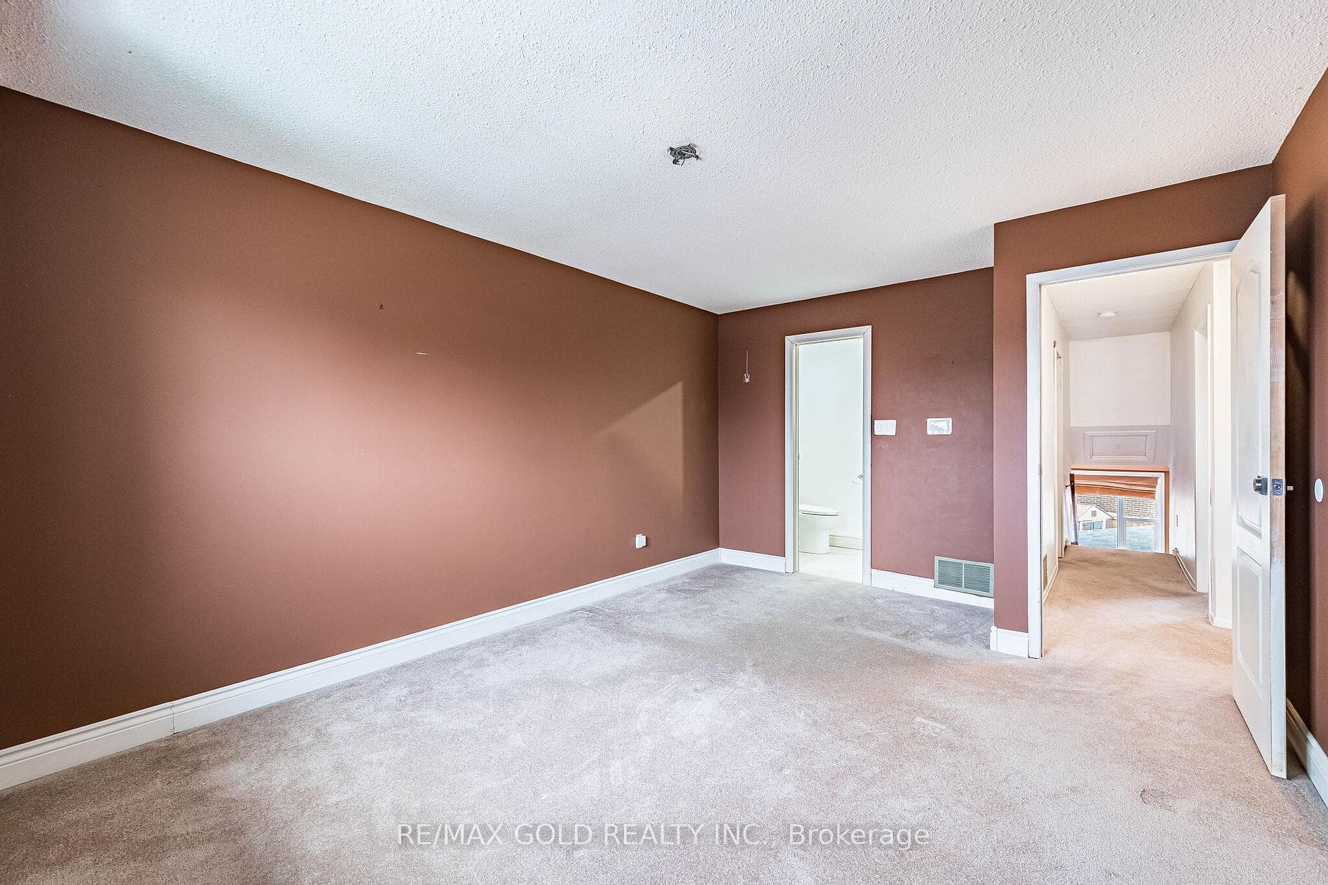 41 Simmons Boulevard - Detached photo 29 of 37 in Brampton, Ontario