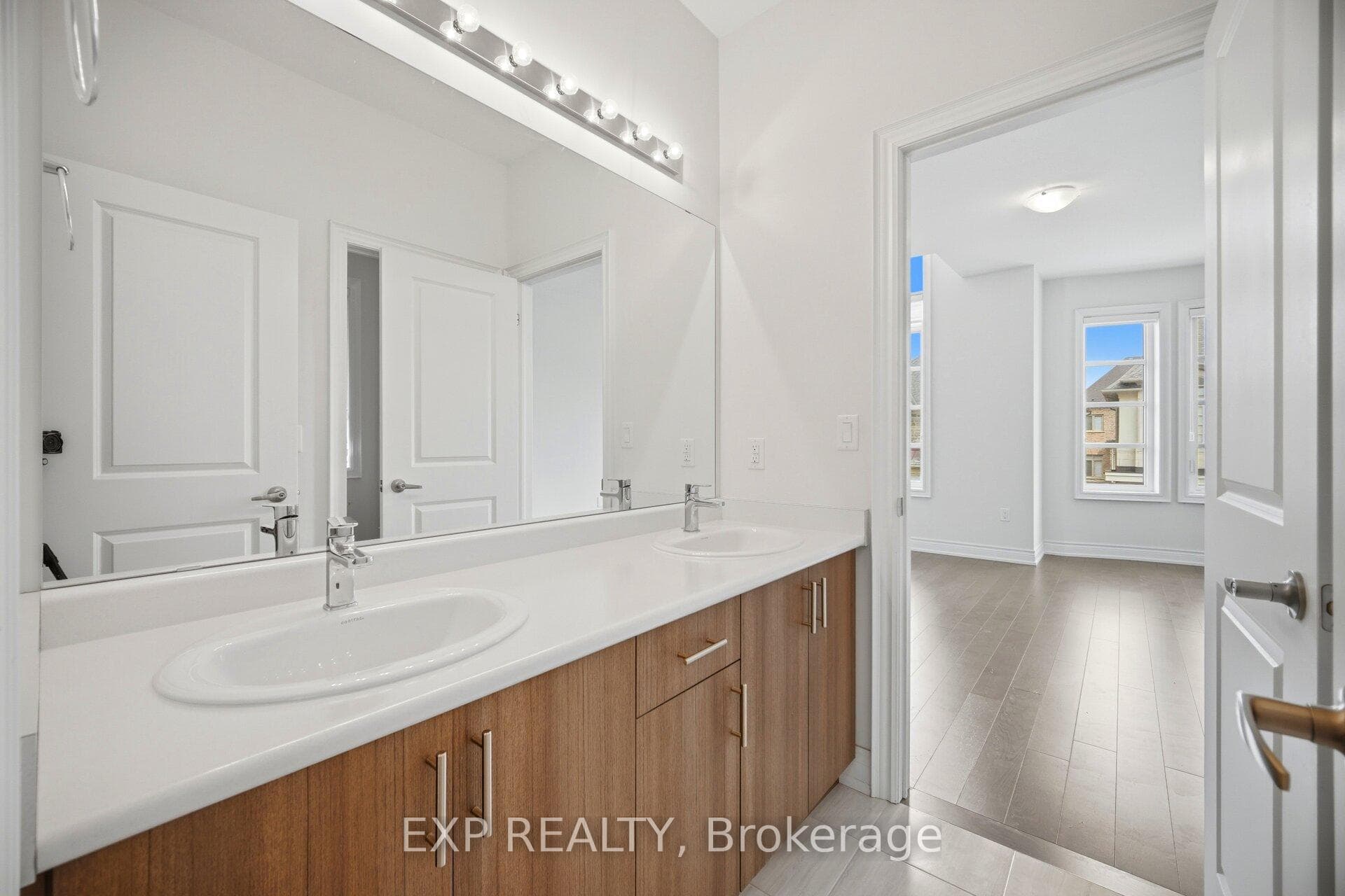 3128 Parsonage Crescent - Detached photo 41 of 47 in Oakville, Ontario