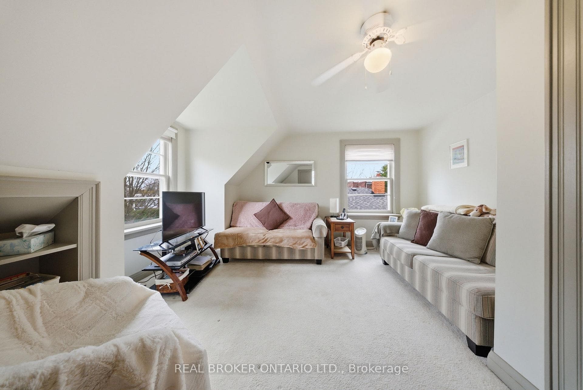 243 Sydney Street - Detached photo 20 of 35 in Milton, Ontario
