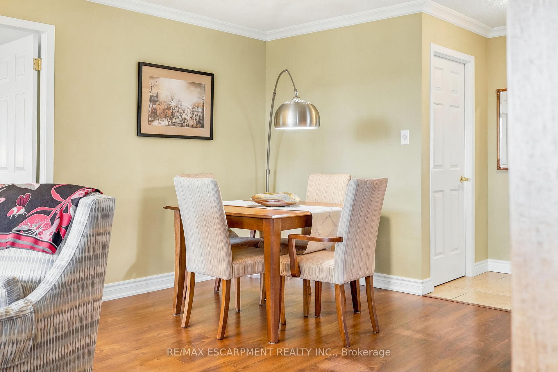 1201 North Shore Boulevard Unit 1003 - Condo photo 5 of 43 in Burlington, Ontario