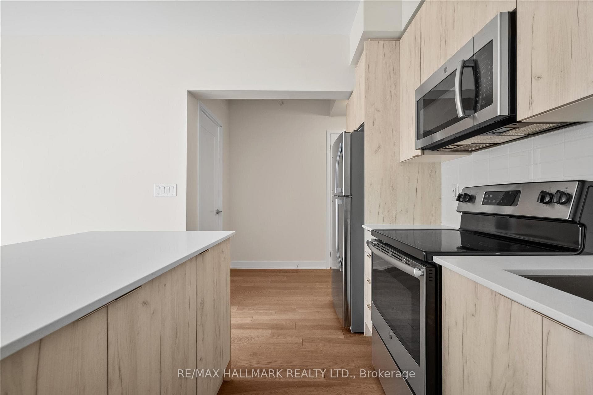 1350 Kingston Road Unit 409 - Condo photo 21 of 34 in Birch Cliff / Cliffside, Ontario