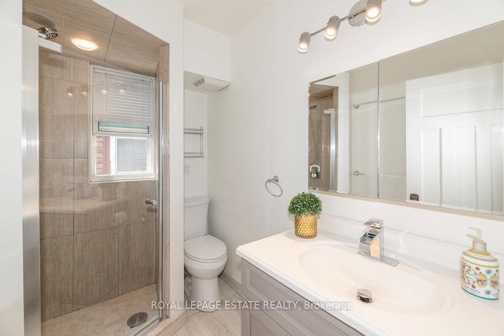58 Chatham Avenue - Semi-Detached photo 19 of 24 in Riverdale / Leslieville, Ontario