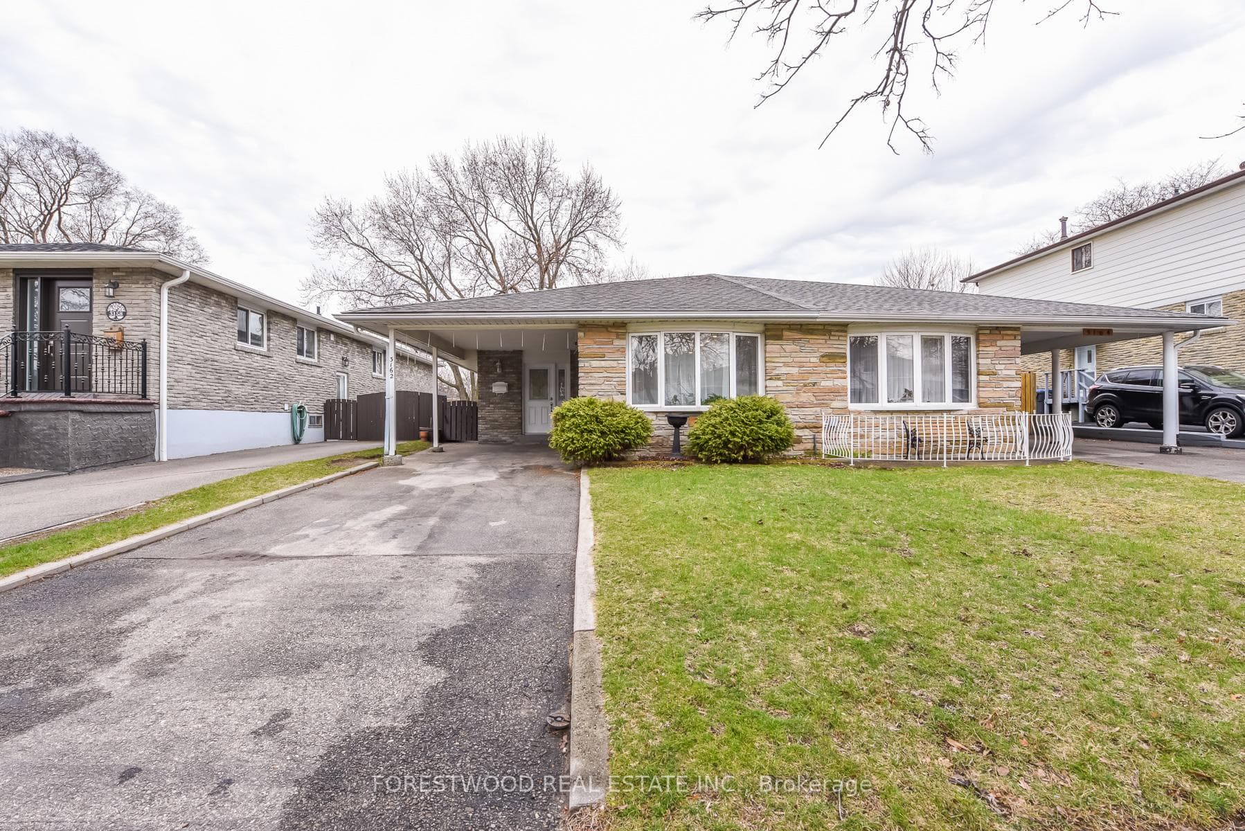 3162 Corrigan Drive - Semi-Detached for sale in Lisgar, Ontario