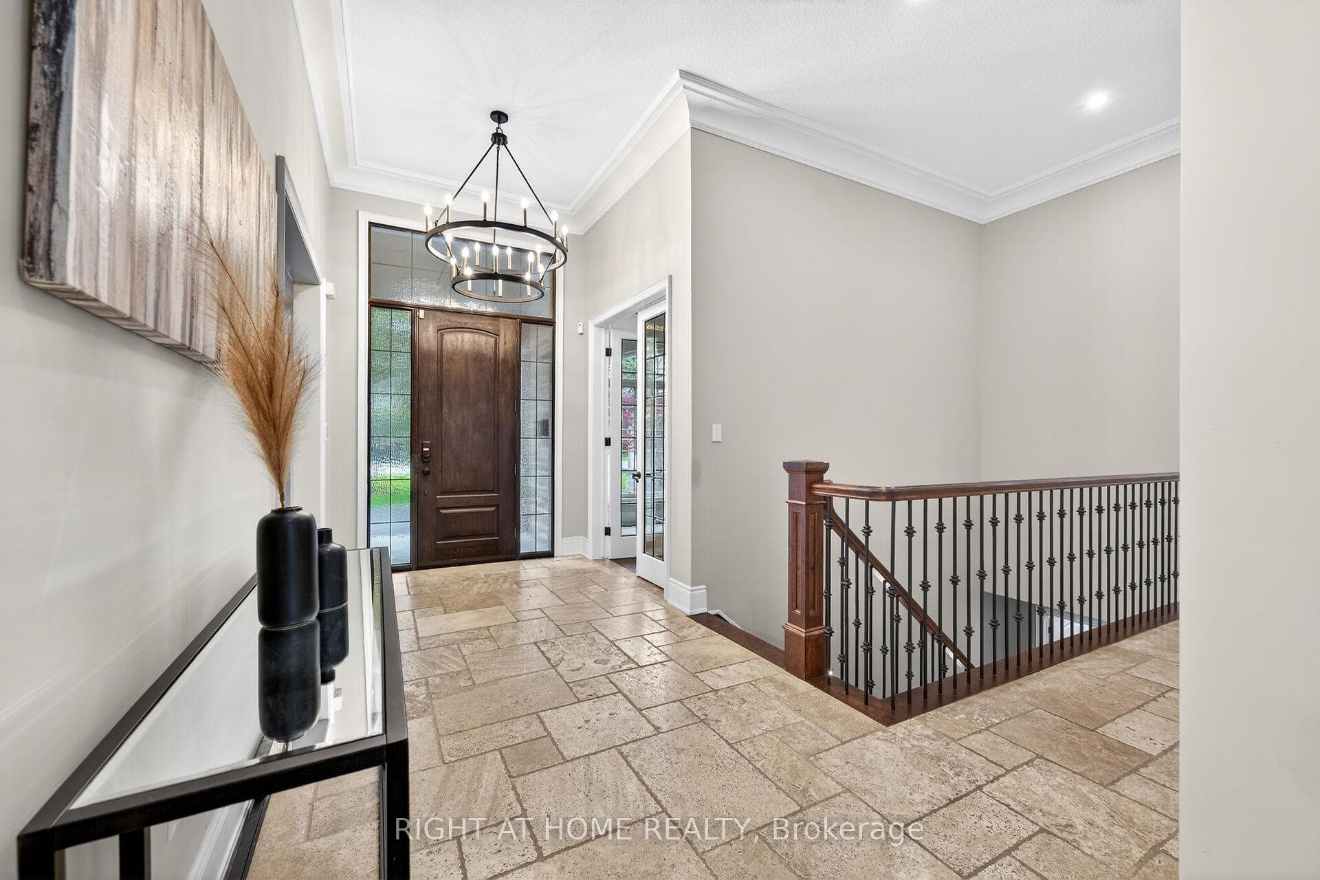 775 King Road - Detached photo 6 of 50 in Burlington, Ontario