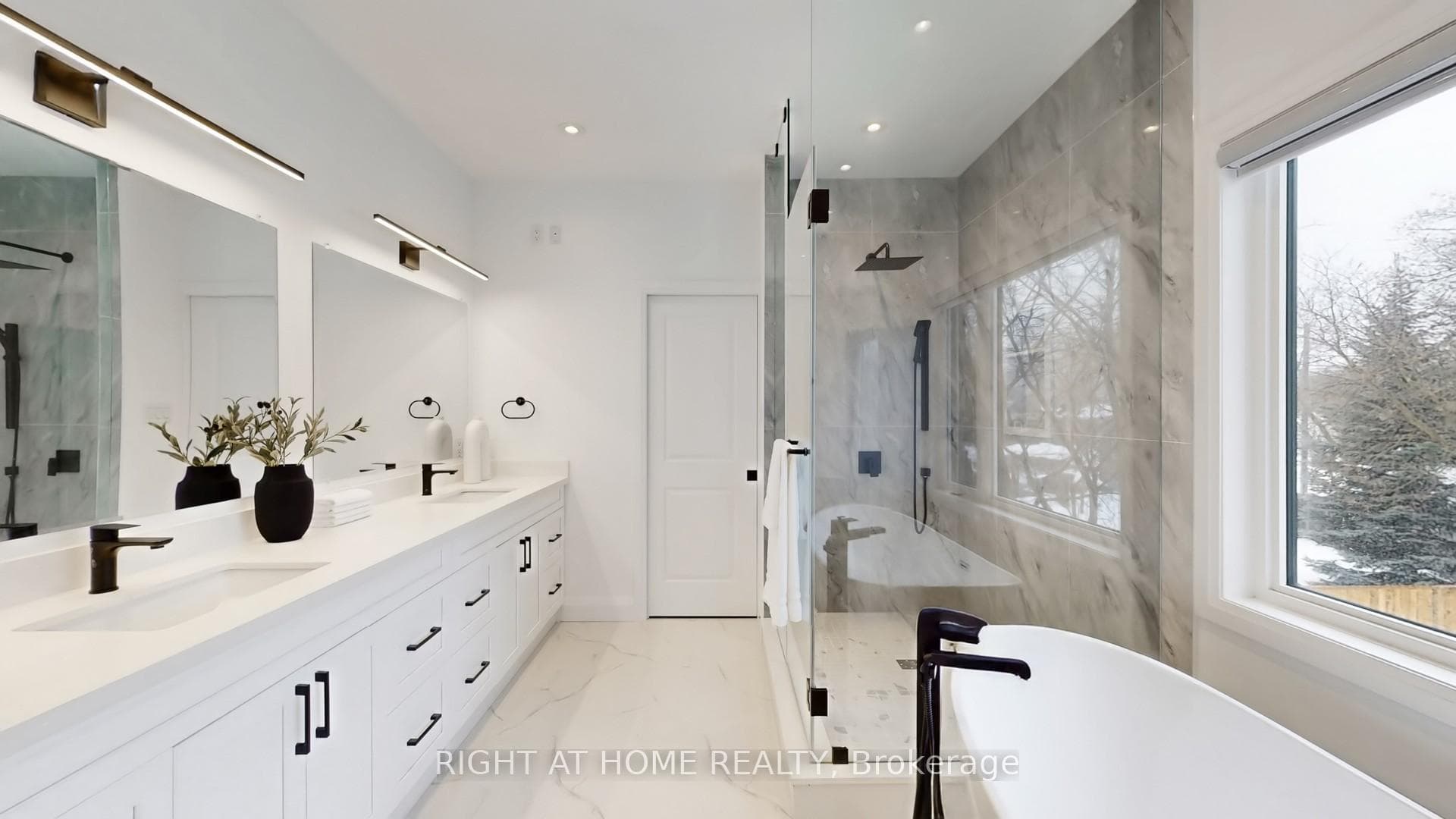6 Park Street - Detached photo 33 of 49 in Birch Cliff / Cliffside, Ontario