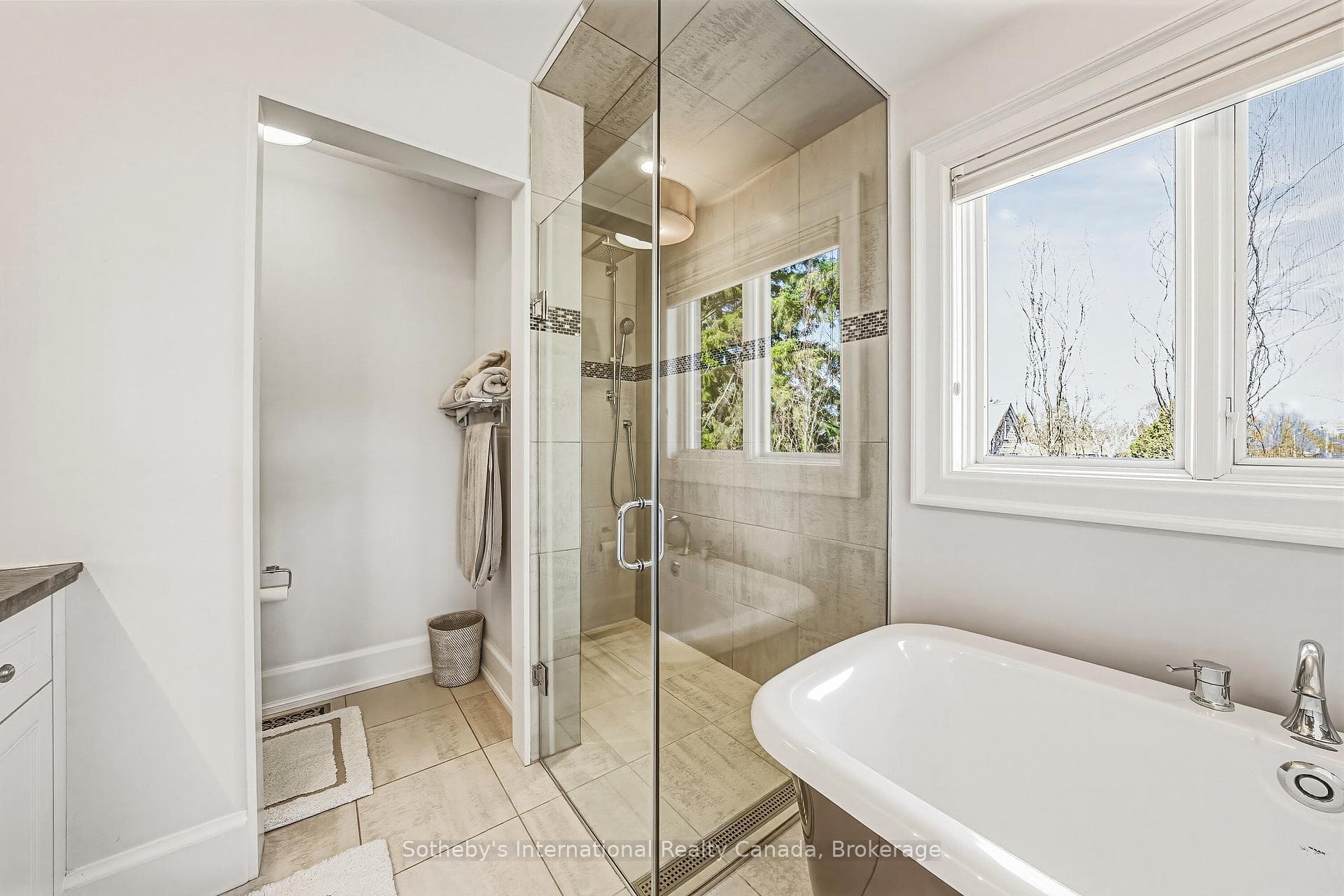 476 Patricia Drive - Detached photo 23 of 49 in Burlington, Ontario