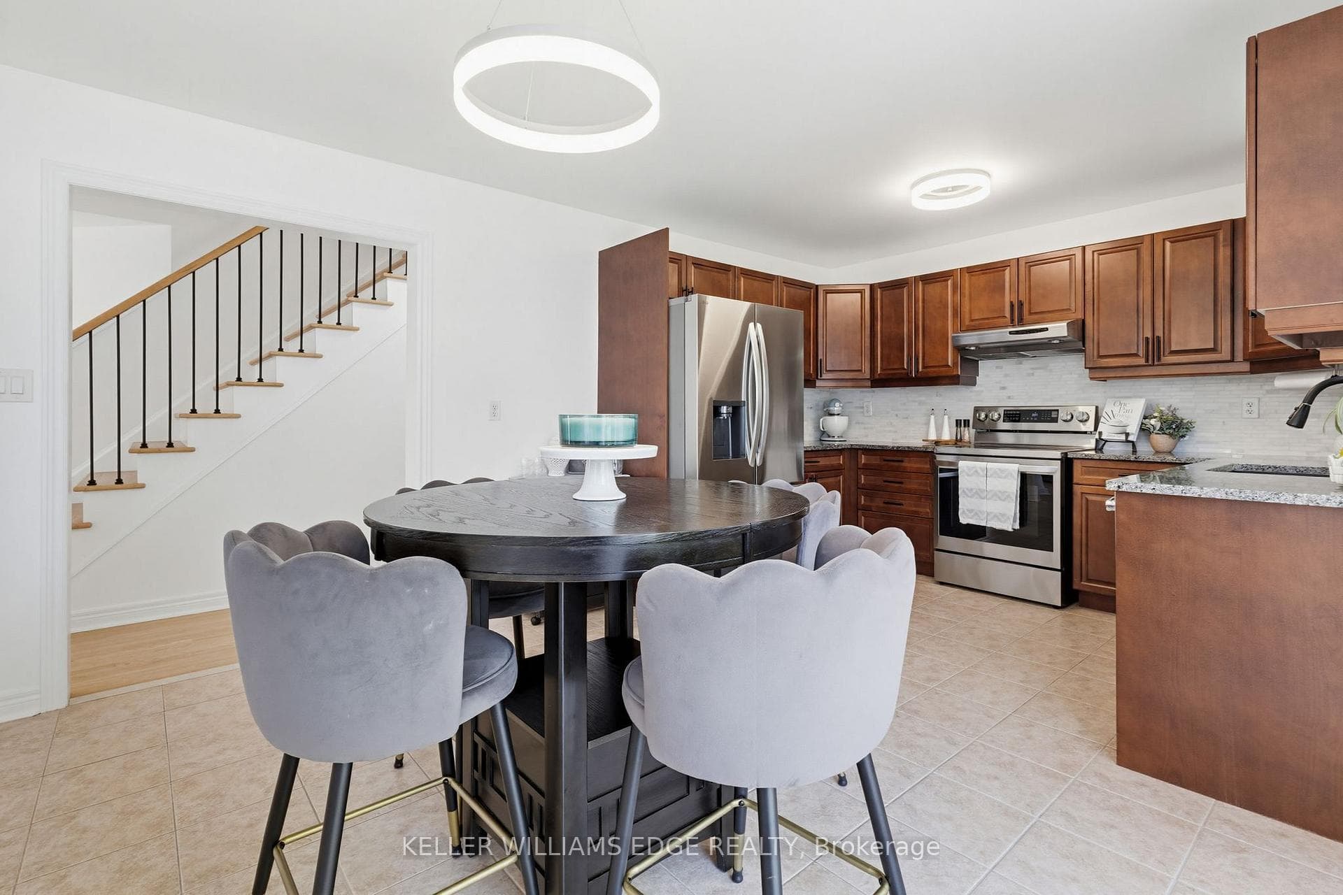 5398 Langford Road - Detached photo 12 of 40 in Burlington, Ontario