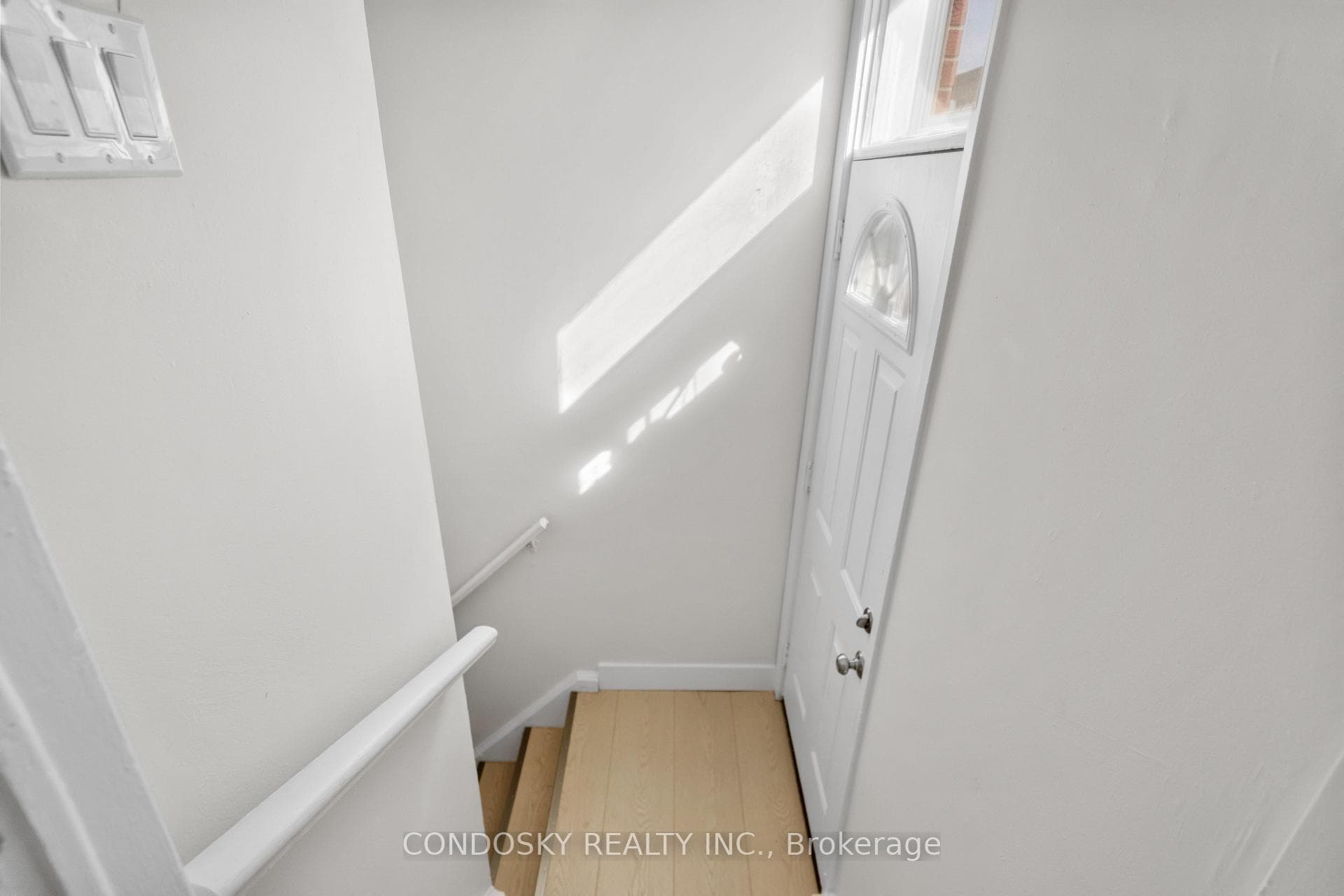 768 Annamore Road - Semi-Detached photo 27 of 44 in Mississauga, Ontario