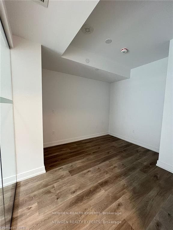 1 Jarvis Street Unit 504 - Condo photo 5 of 8 in Hamilton, Ontario