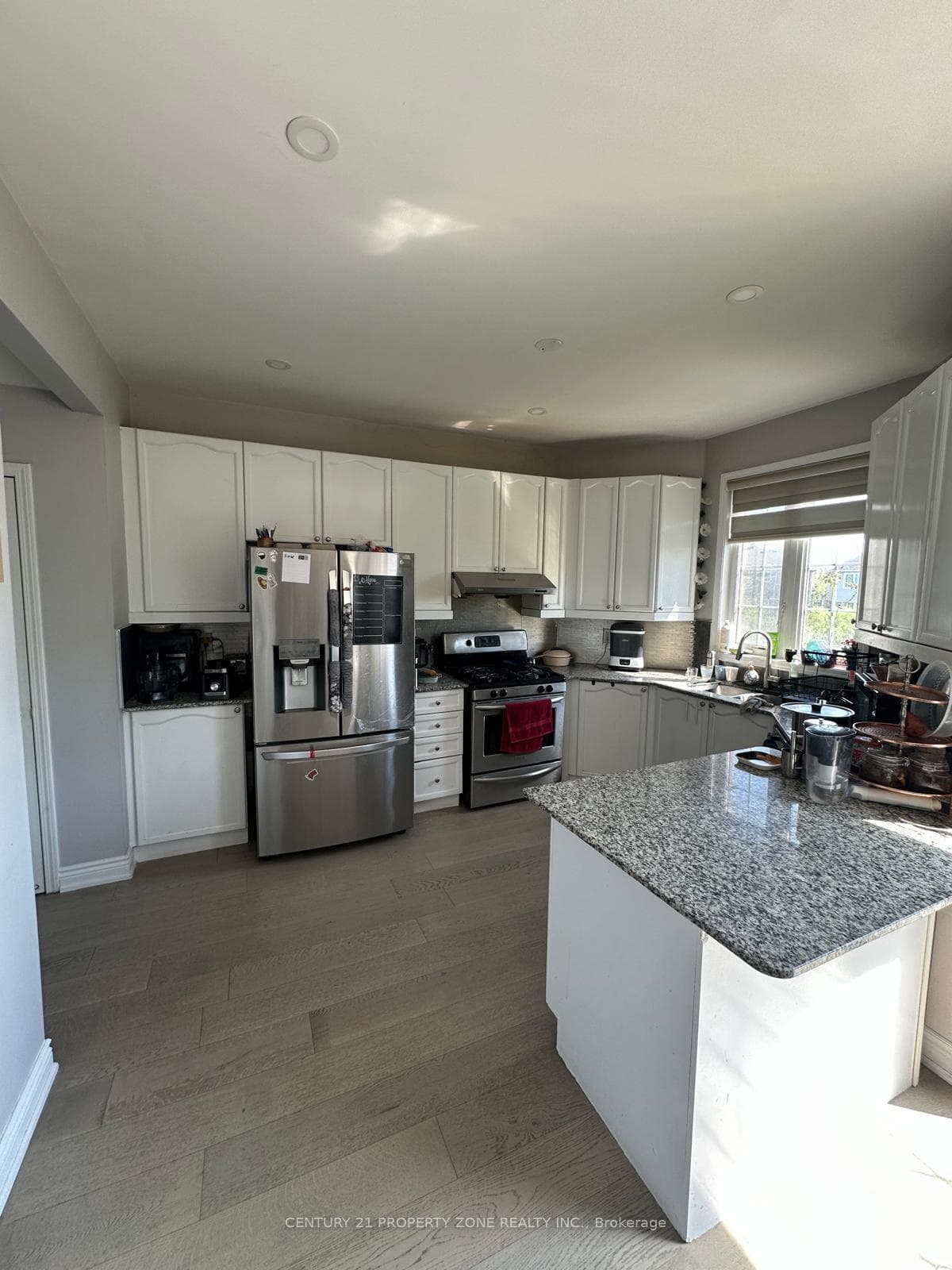 18 Mistybrook Crescent - Detached photo 3 of 22 in Brampton, Ontario