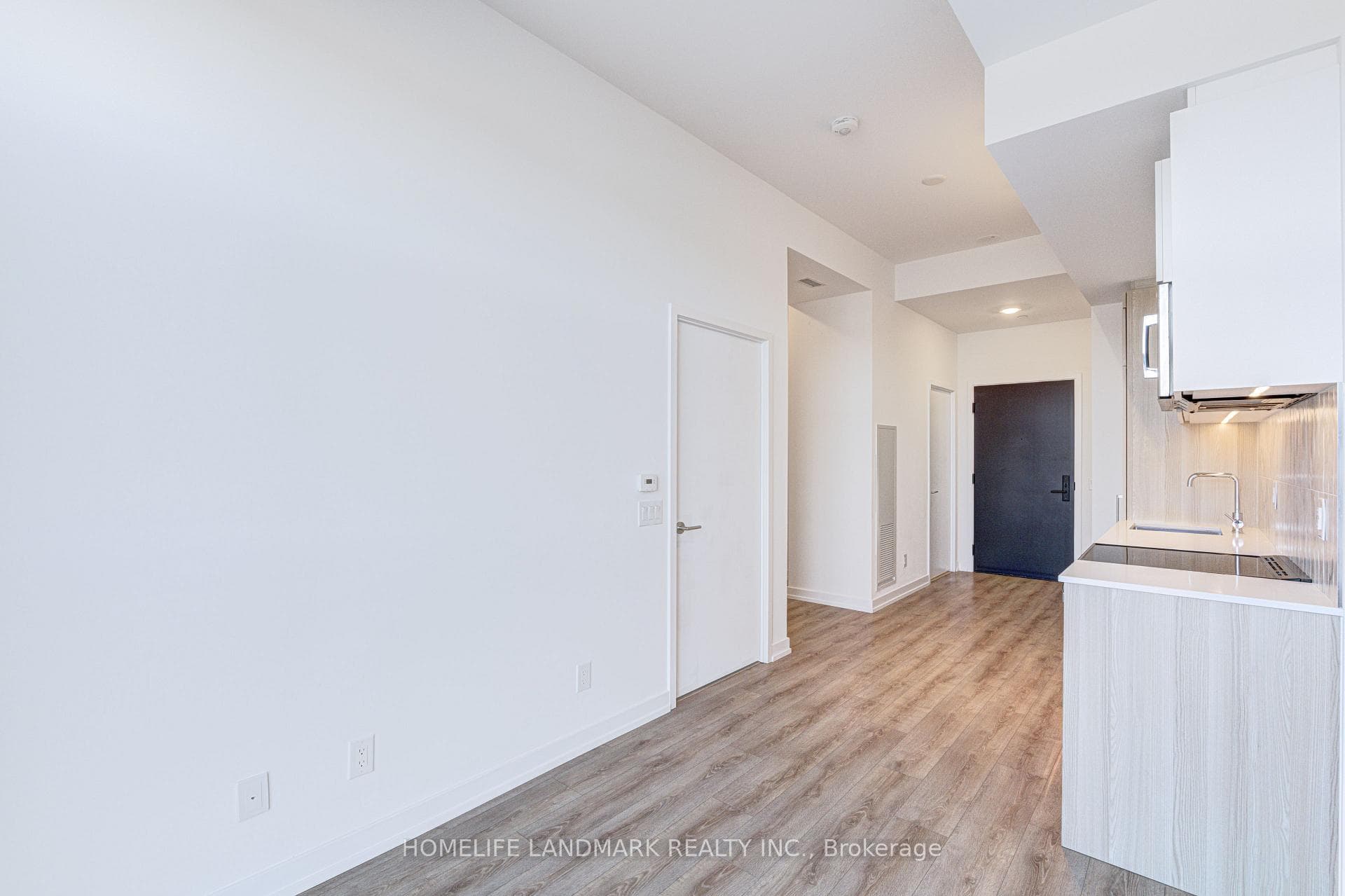 500 Dupont Street Unit 310 - Condo photo 9 of 29 in Annex / Yorkville / Summerhill, Ontario