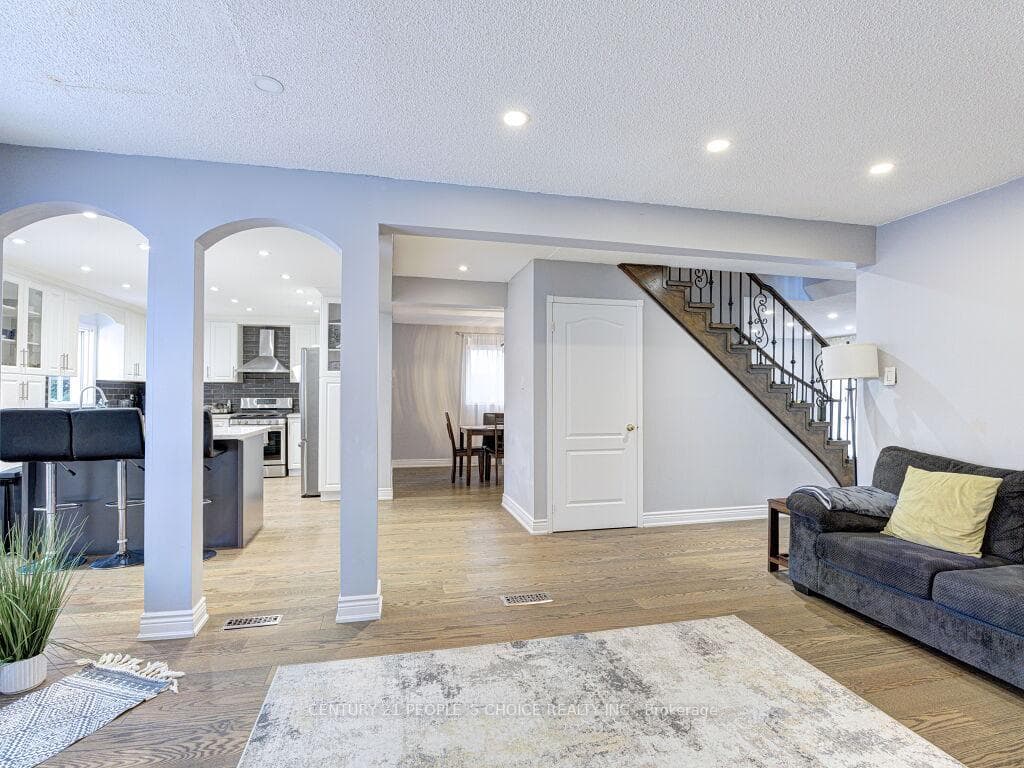 5965 River Grove Avenue - Detached photo 12 of 50 in Mississauga, Ontario