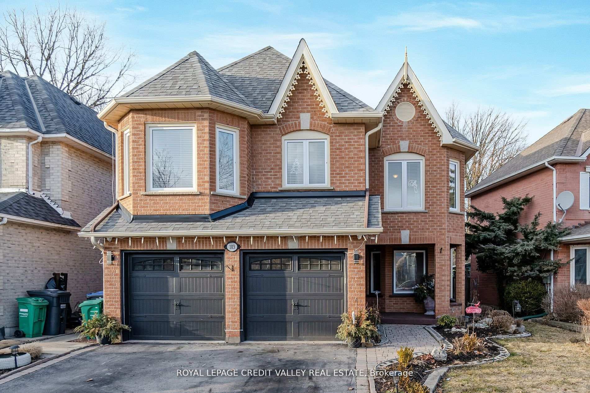 103 Vivians Crescent - home for sale in Brampton, Ontario