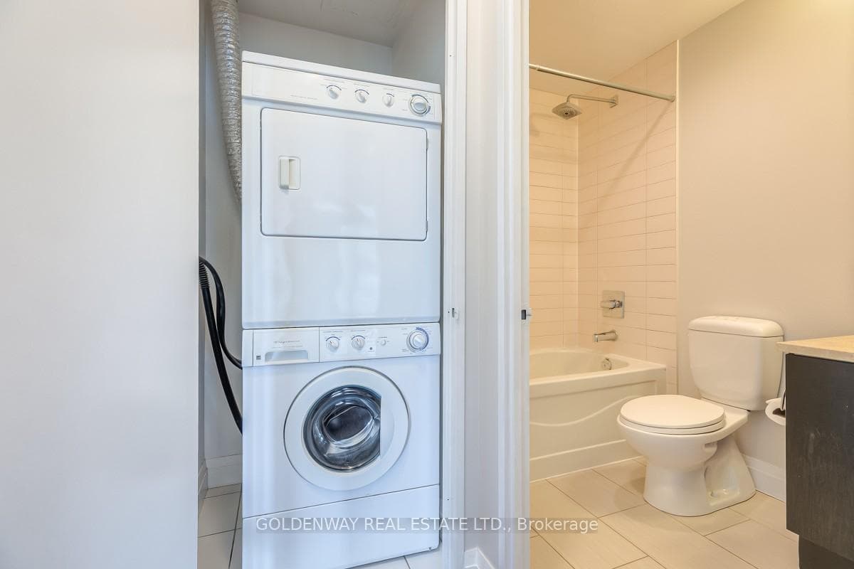 83 Redpath Avenue Unit 401 - Condo photo 12 of 20 in Leaside / Davisville, Ontario
