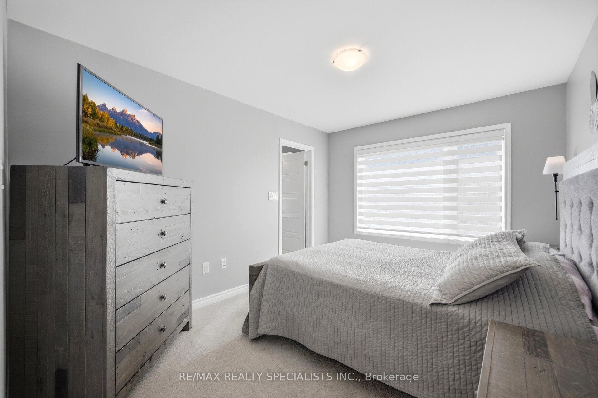 510 Bellflower Court - Townhouse photo 21 of 41 in Milton, Ontario