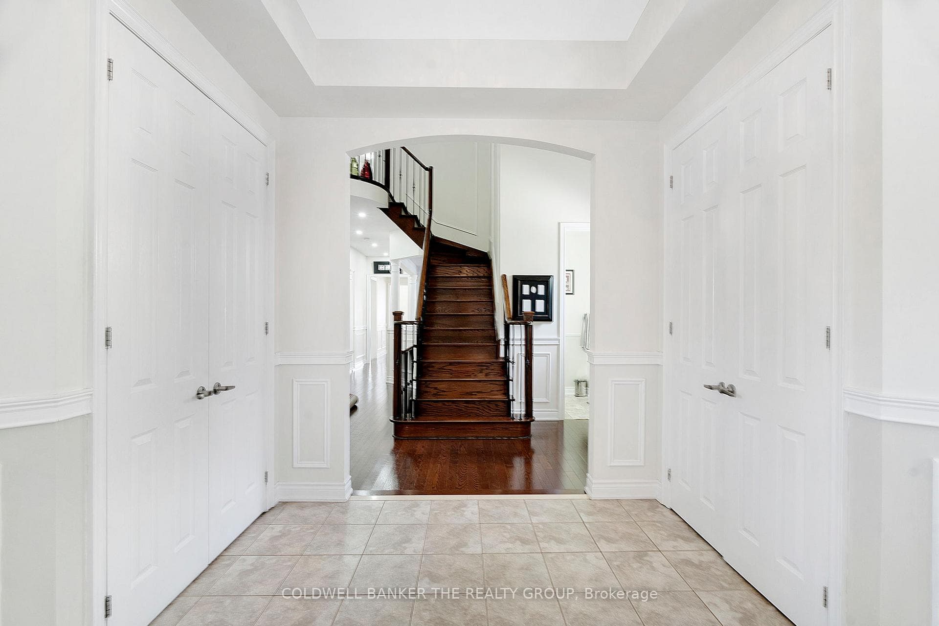5198 Adobe Court - Detached photo 5 of 50 in Mississauga, Ontario