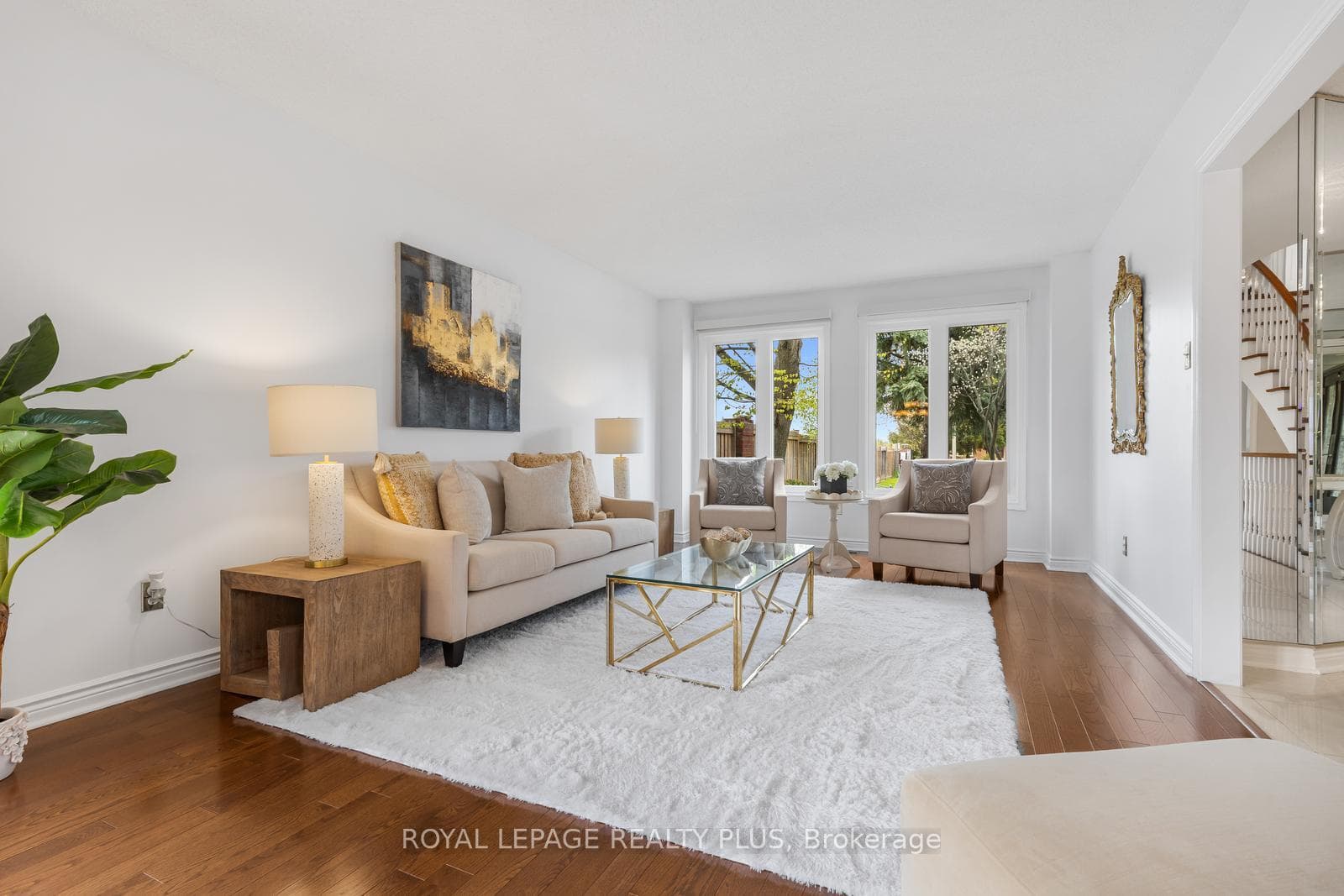 1504 Tanner Court - Detached photo 9 of 50 in Oakville, Ontario