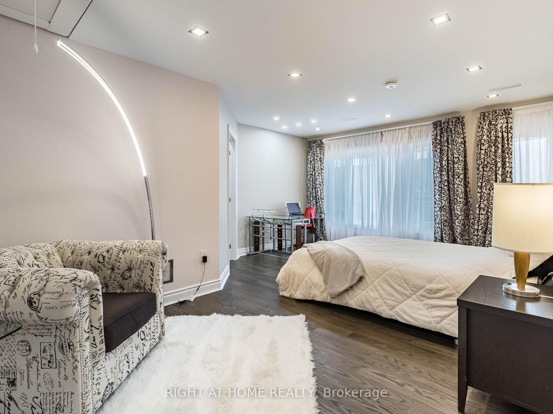 3176 Stocksbridge Avenue - Detached photo 31 of 50 in Oakville, Ontario