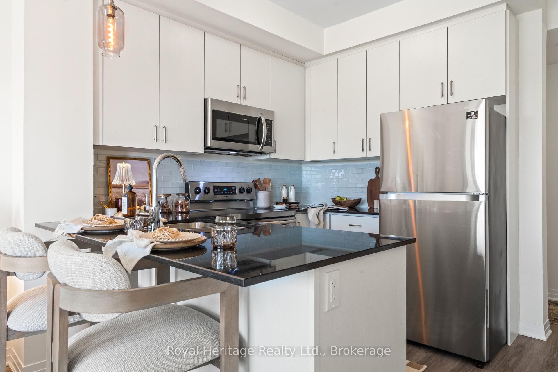 128 Grovewood Common Unit 319 - Condo photo 8 of 38 in Oakville, Ontario
