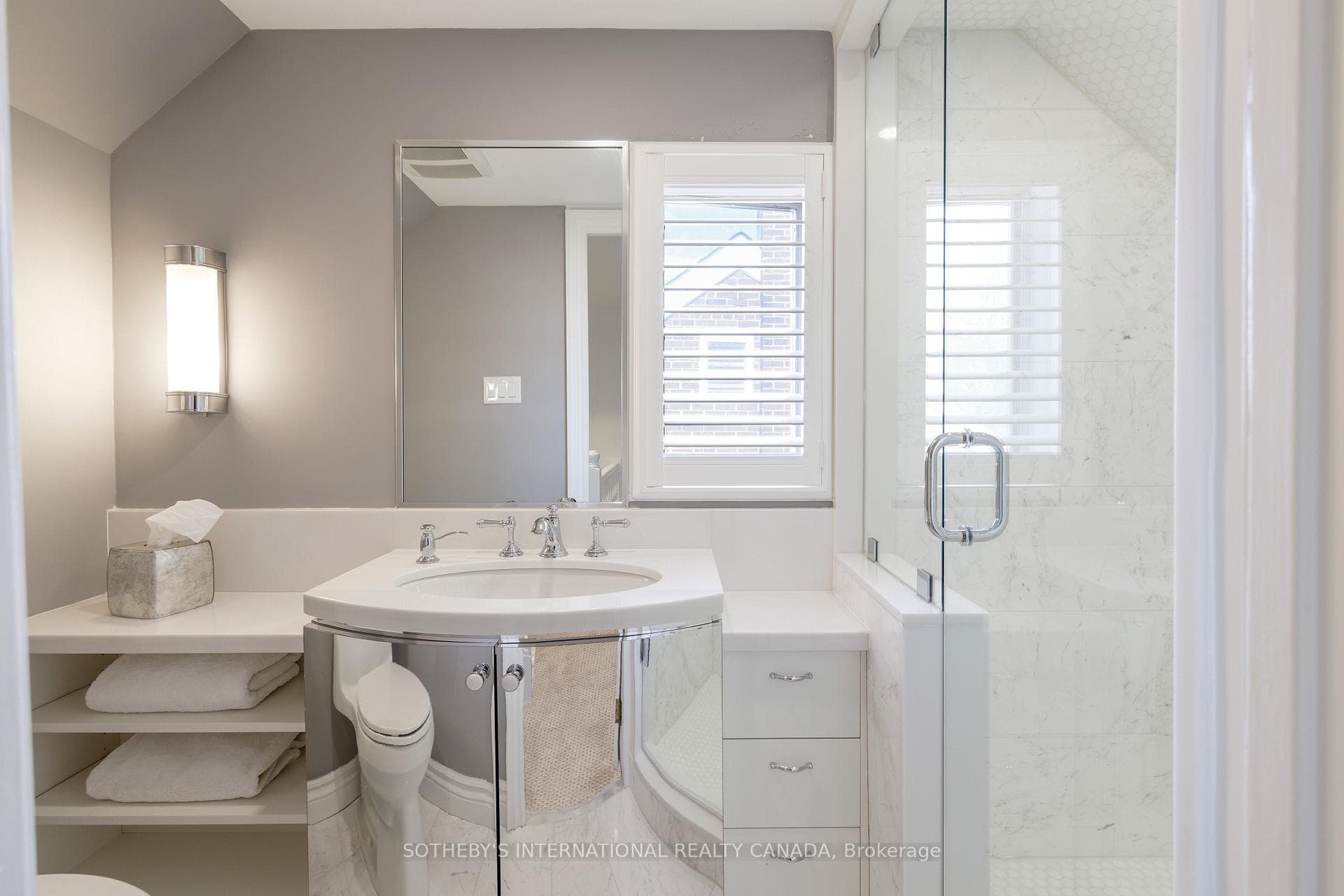 70 King Georges Road - Detached photo 34 of 50 in Etobicoke (Islington / Rexdale), Ontario