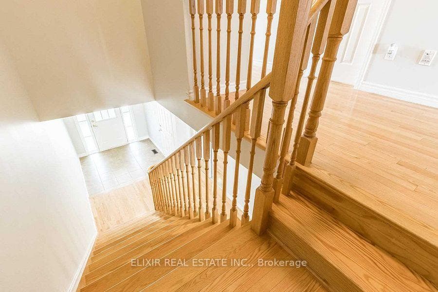 90 Delport Close - Townhouse photo 17 of 36 in Brampton, Ontario