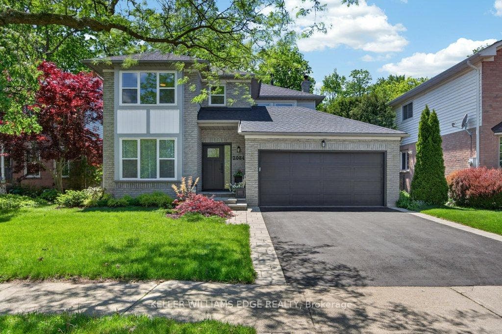 2084 William O'Connell Boulevard - Detached photo 1 of 45 in Burlington, Ontario