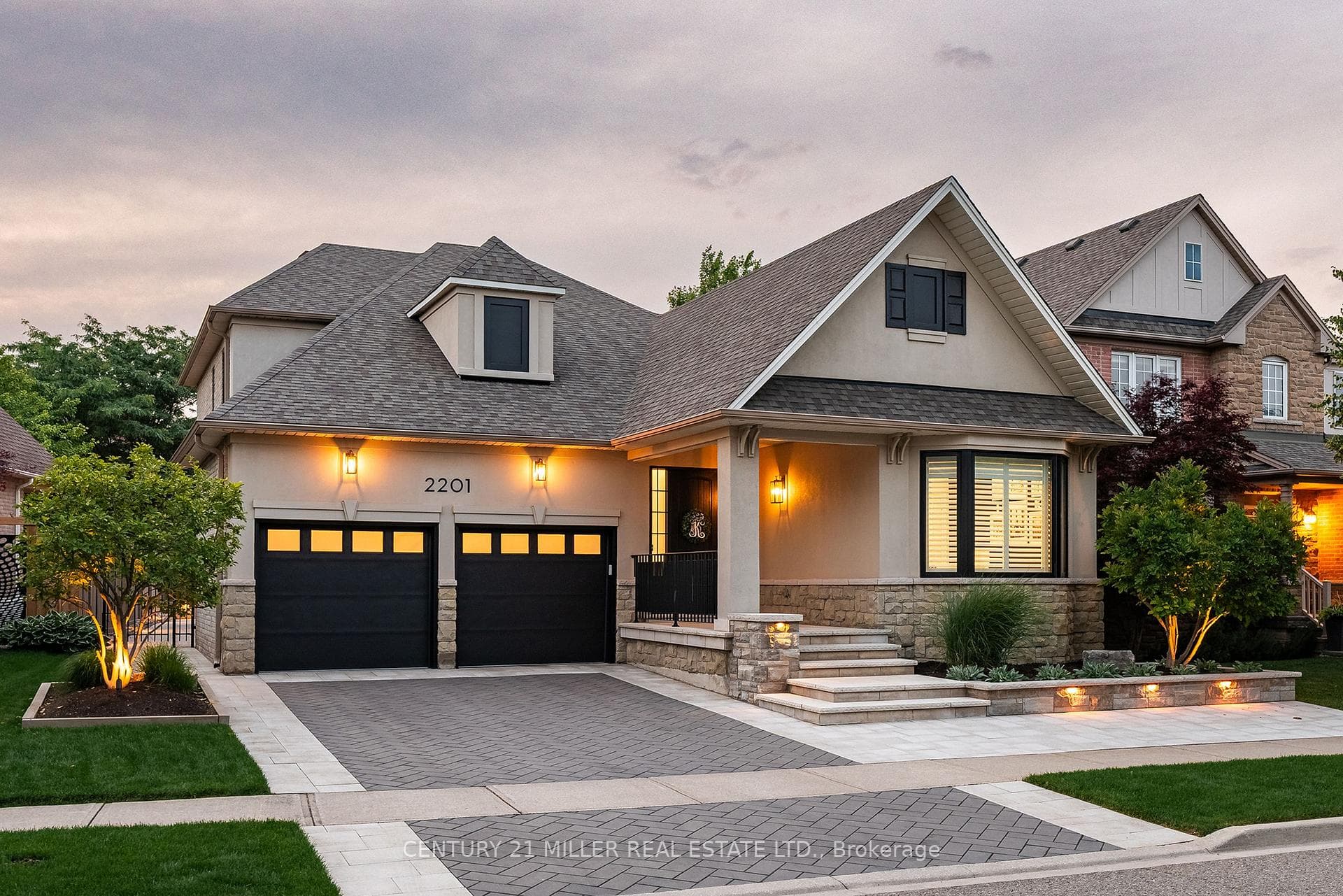 2201 Rochester Circle - Detached photo 2 of 47 in Oakville, Ontario