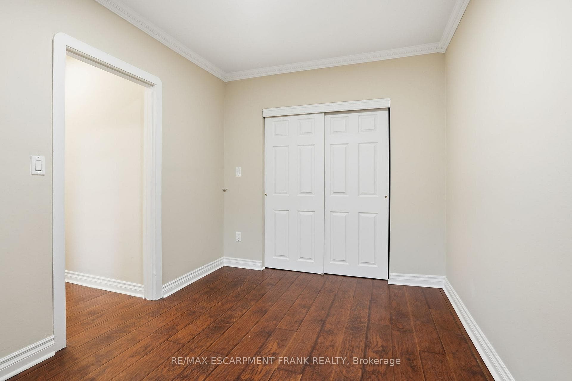 60 ROBINSON Street Unit 104 - Condo photo 25 of 27 in Hamilton, Ontario